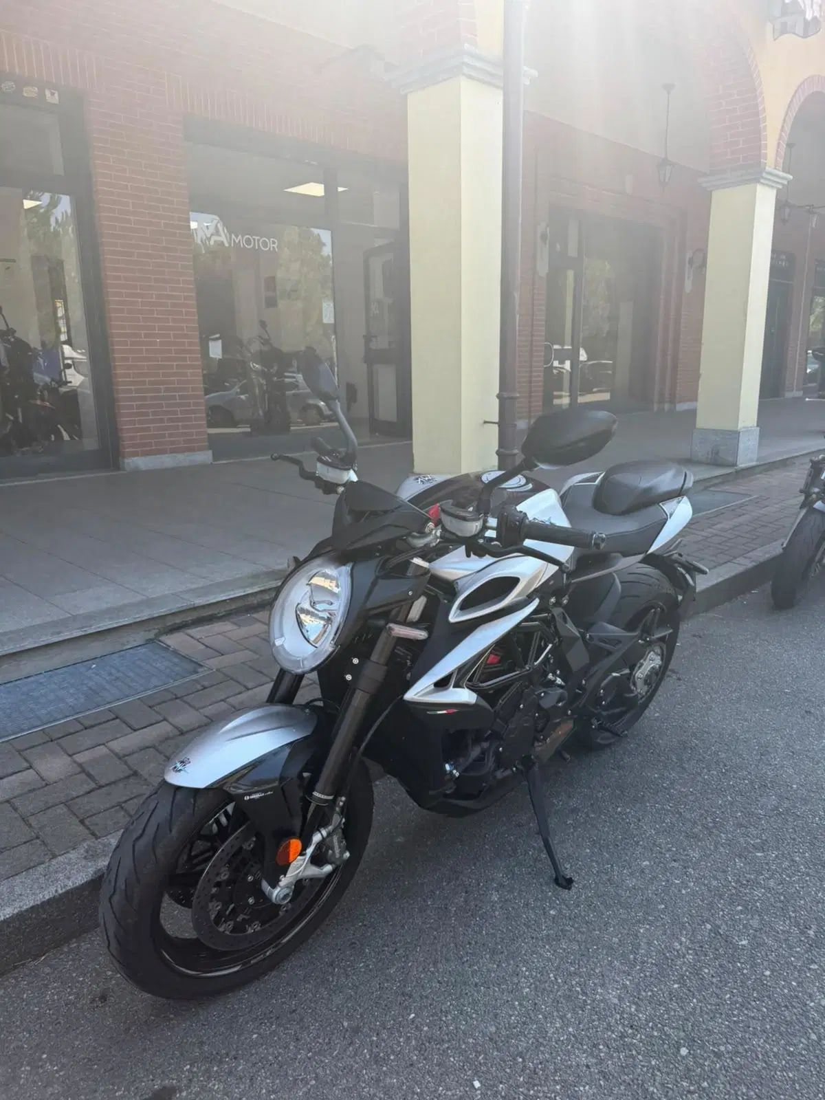 MV Agusta Brutale 800 RR (2021 - 25) (7)