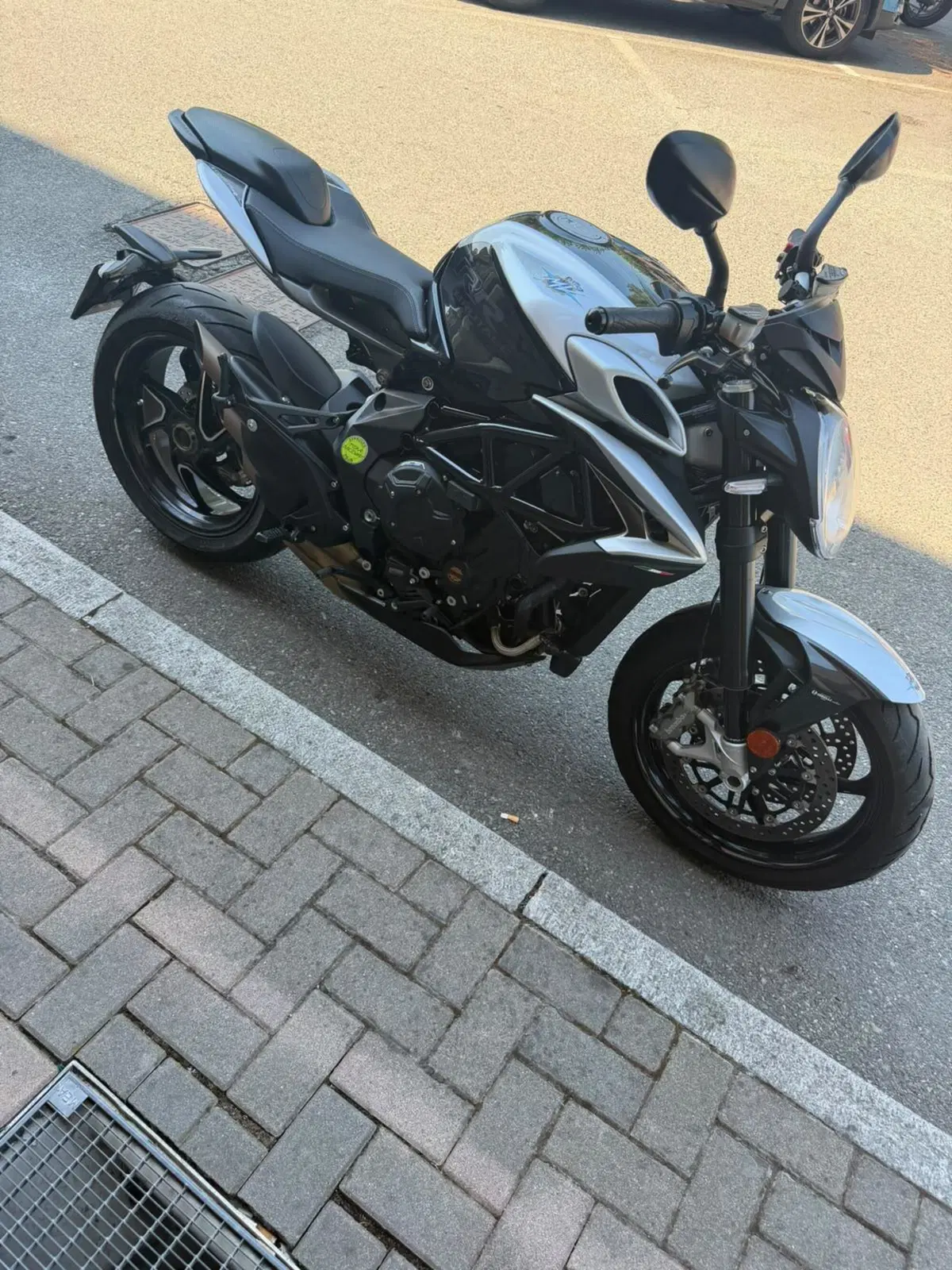 MV Agusta Brutale 800 RR (2021 - 25) (9)