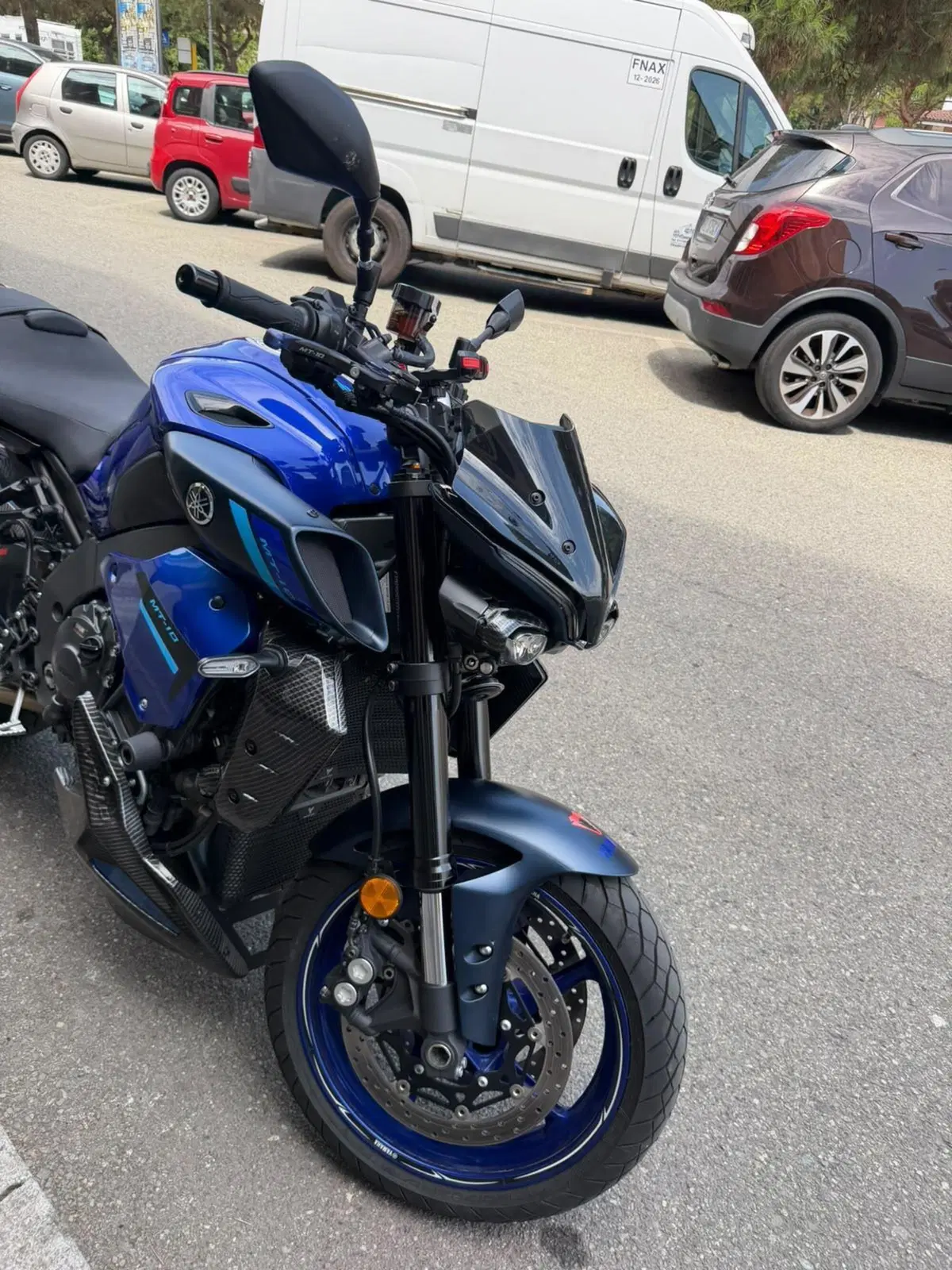 Yamaha MT-10 (2022 - 26) (3)