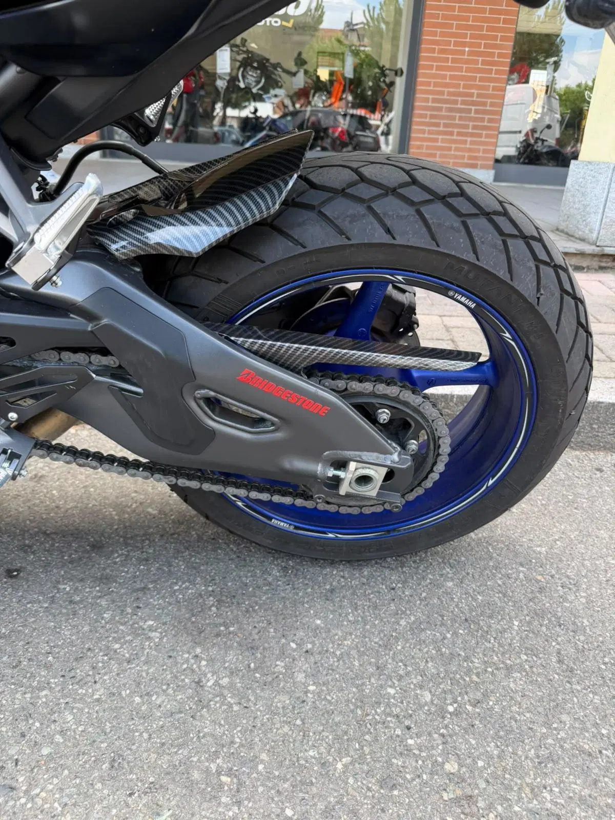 Yamaha MT-10 (2022 - 26) (6)