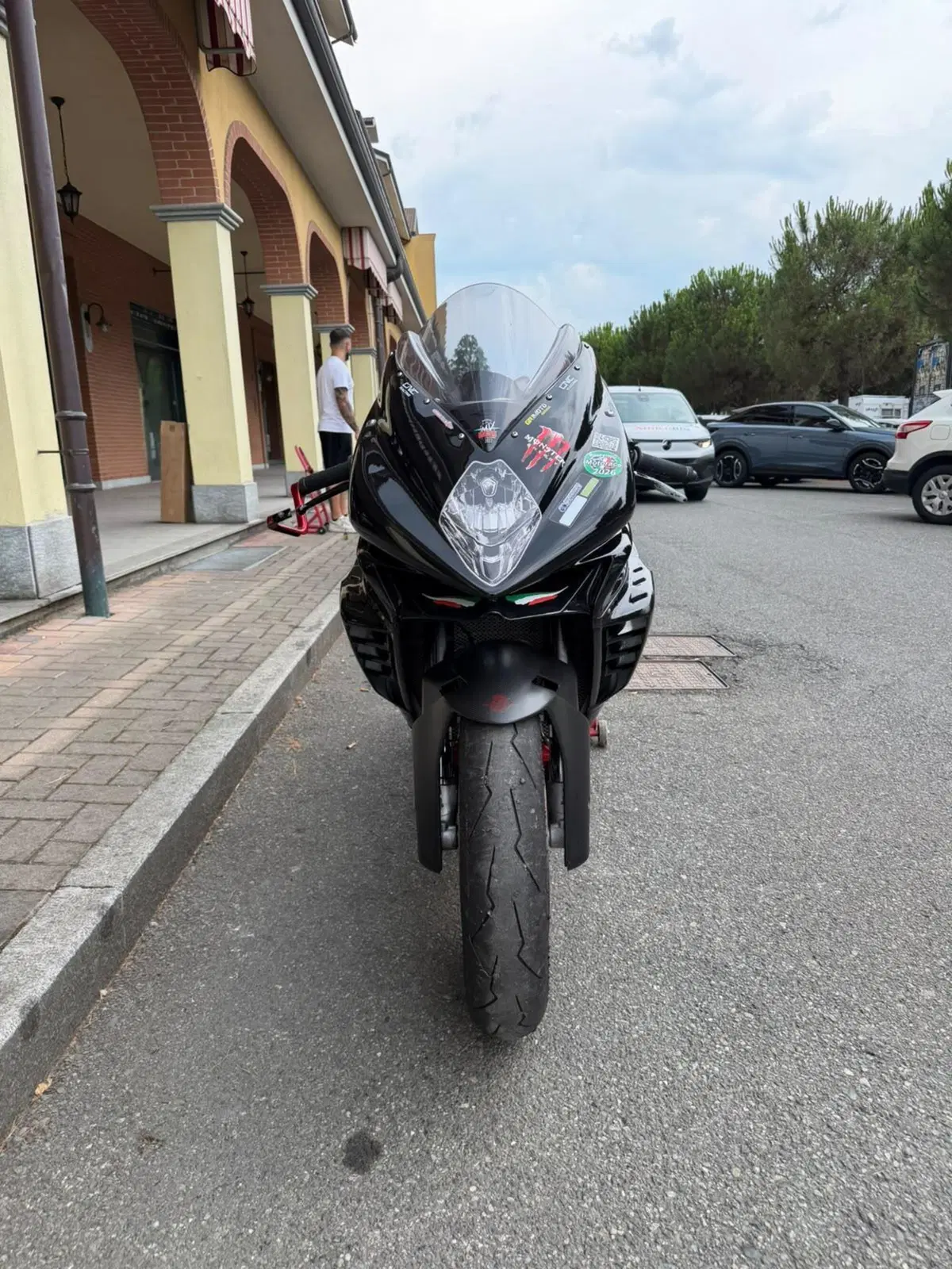 MV Agusta F3 800 RC (2015 - 17) (7)