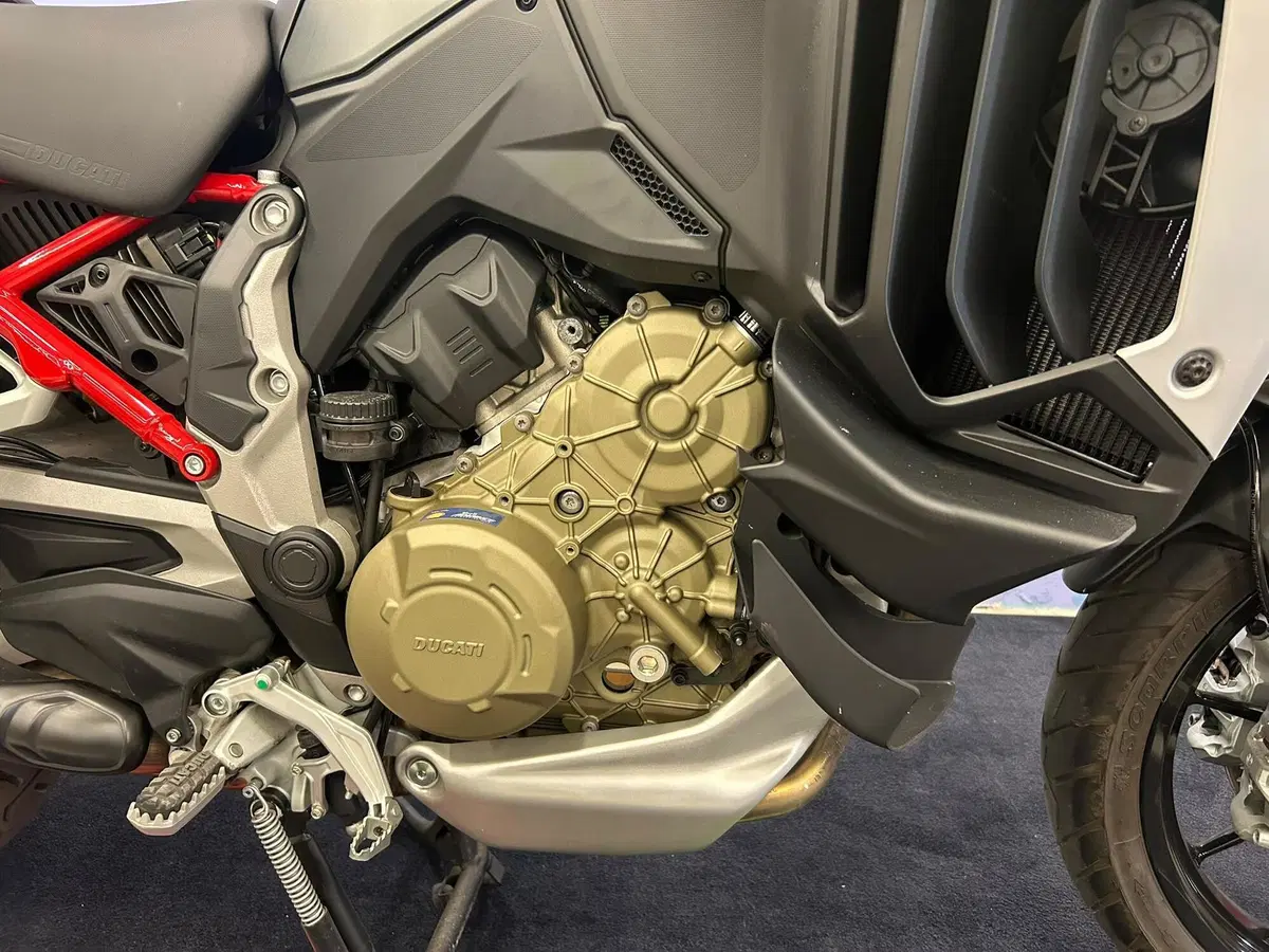 Ducati Multistrada V4 S (2021 - 24) (6)