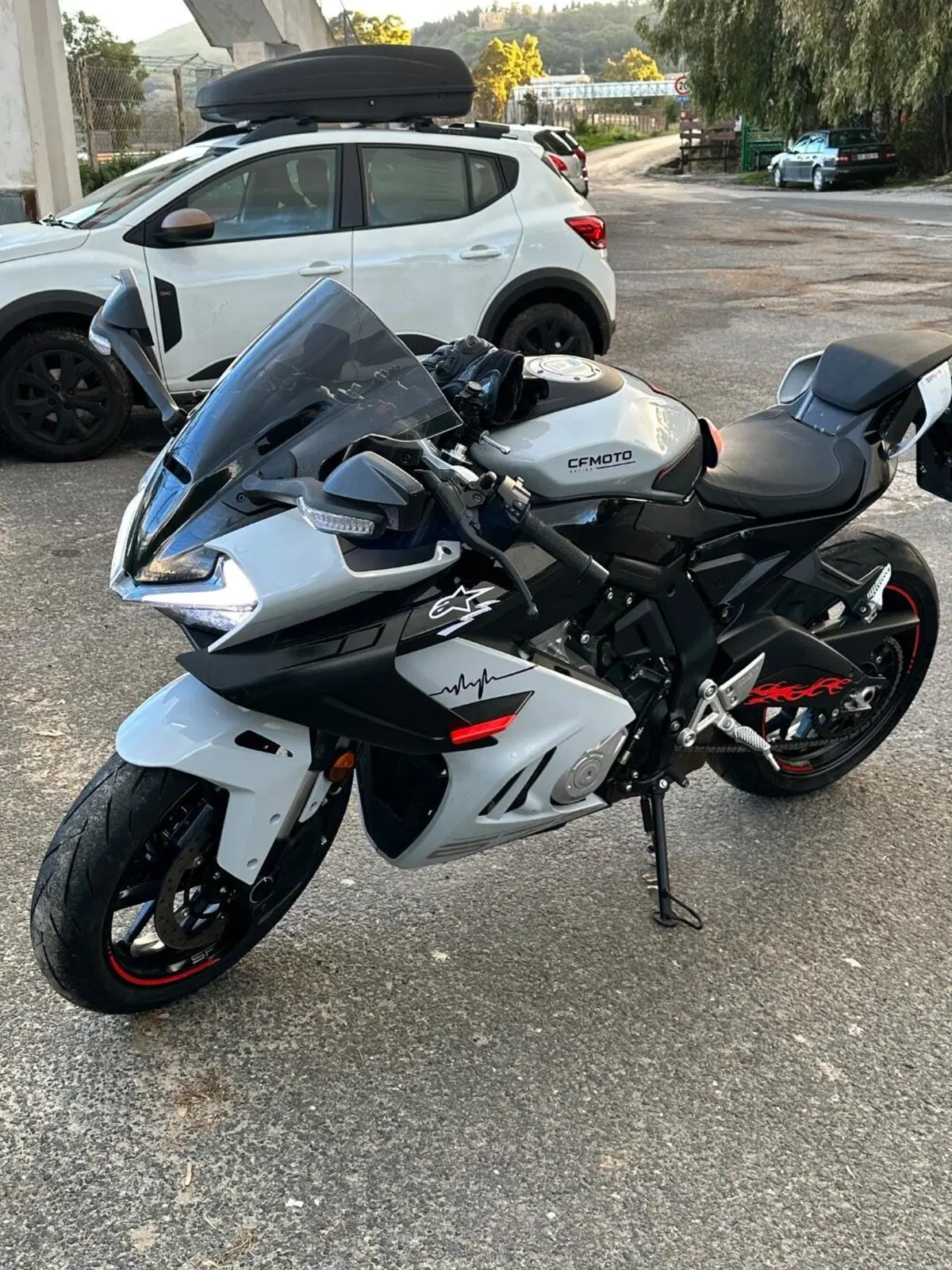 CFMOTO 675SR-R (2025 - 26) (2)