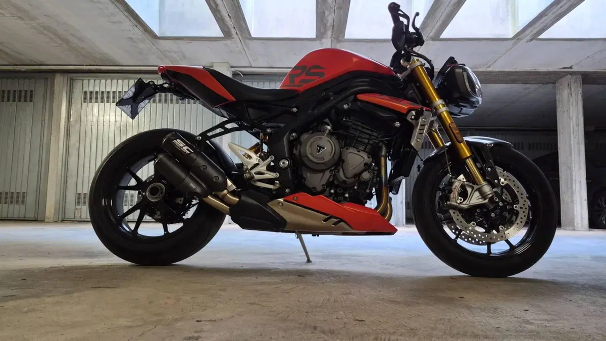 Triumph Speed Triple 1200 RS (2021 - 24) (3)