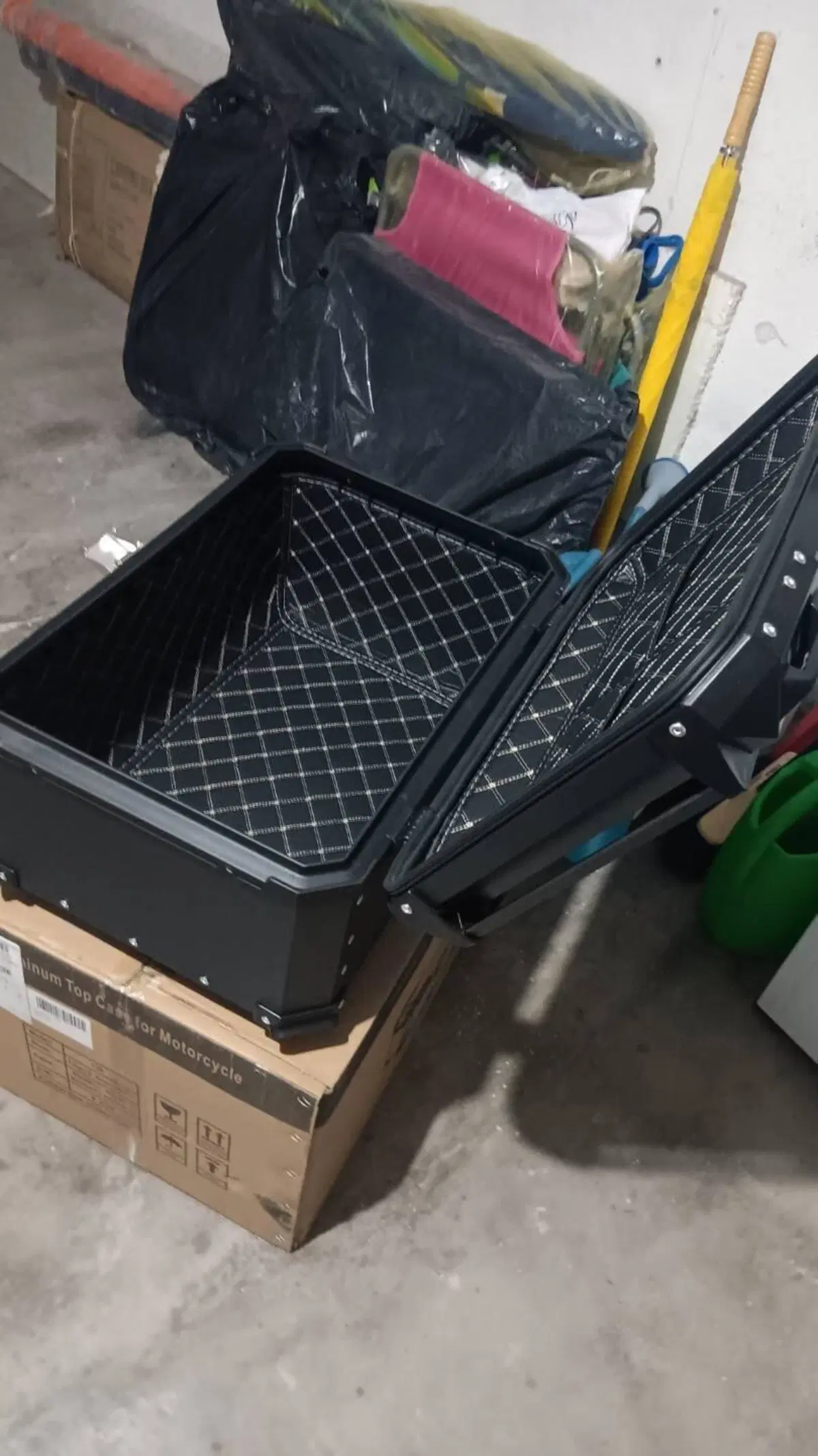 BAULE POSTERIORE 62 LITRI 100 % (4)