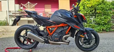 KTM 1290 Super Duke R (2021) usata