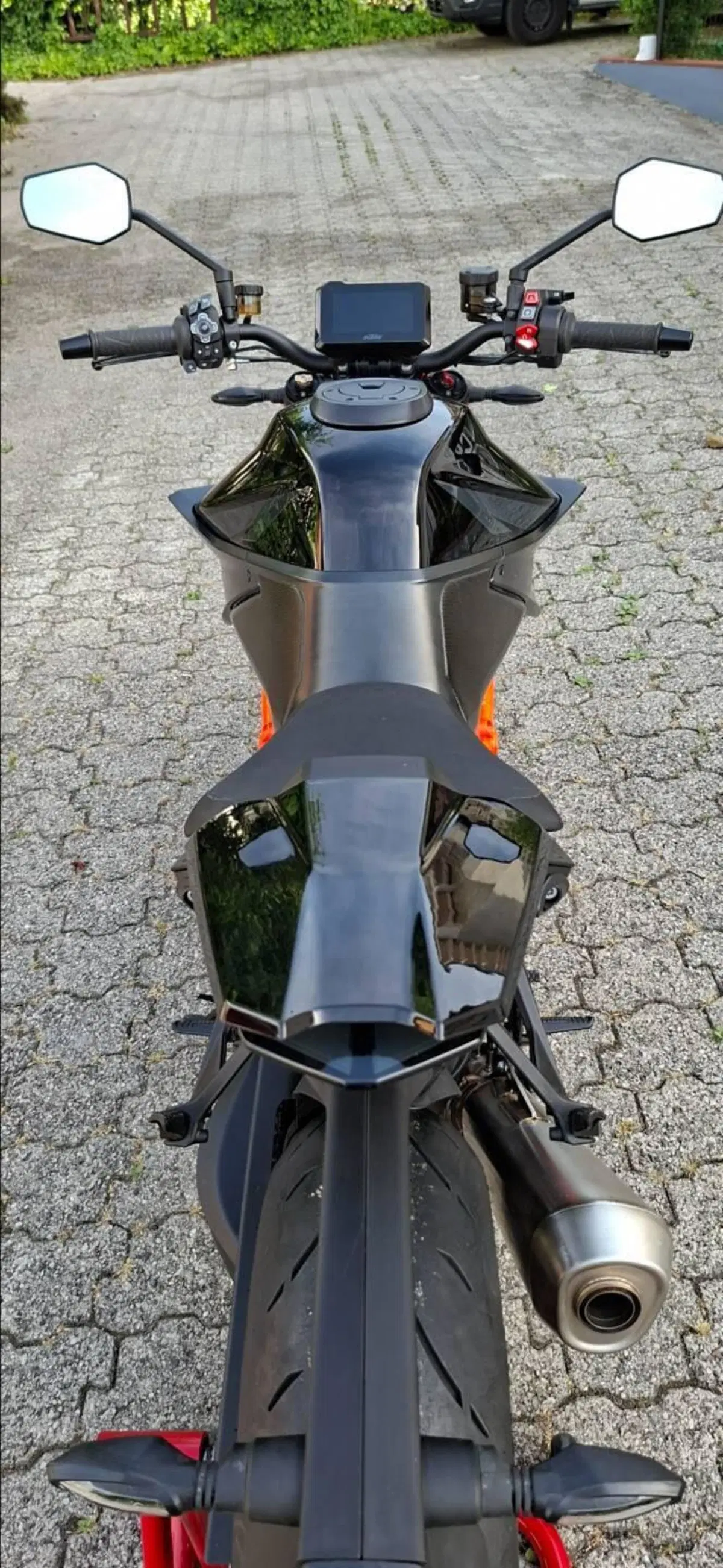 KTM 1290 Super Duke R (2021) (5)