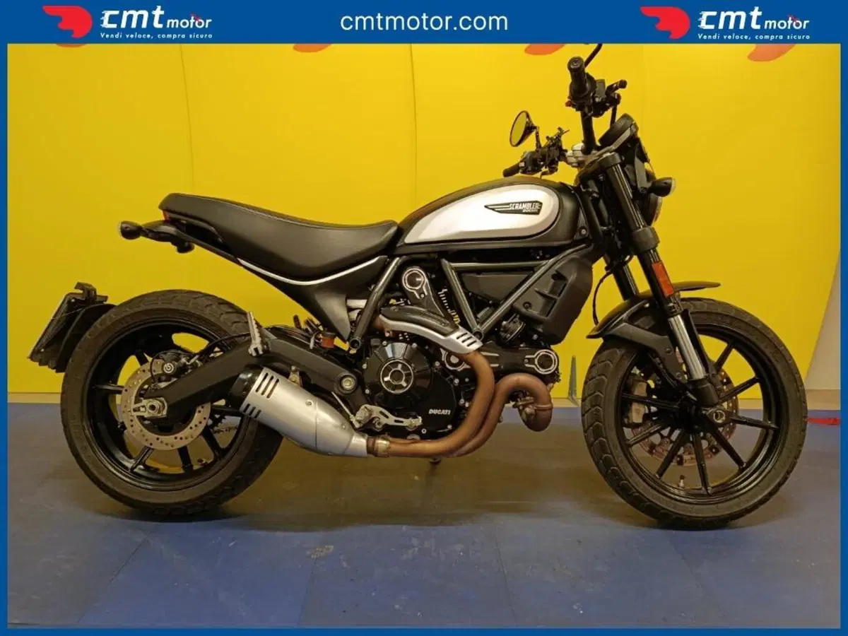 Ducati Scrambler 800 Icon Dark (2021 - 22)