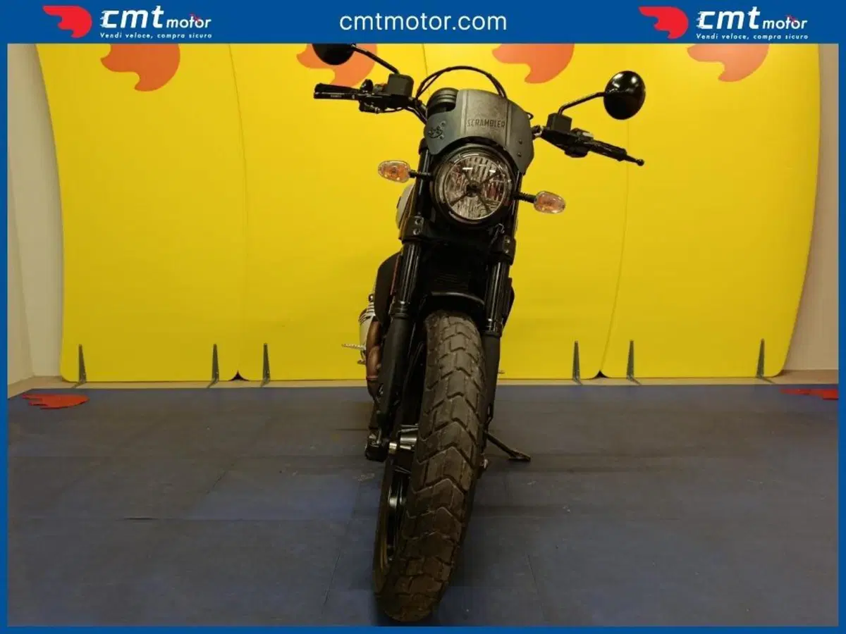 Ducati Scrambler 800 Icon Dark (2021 - 22) (2)