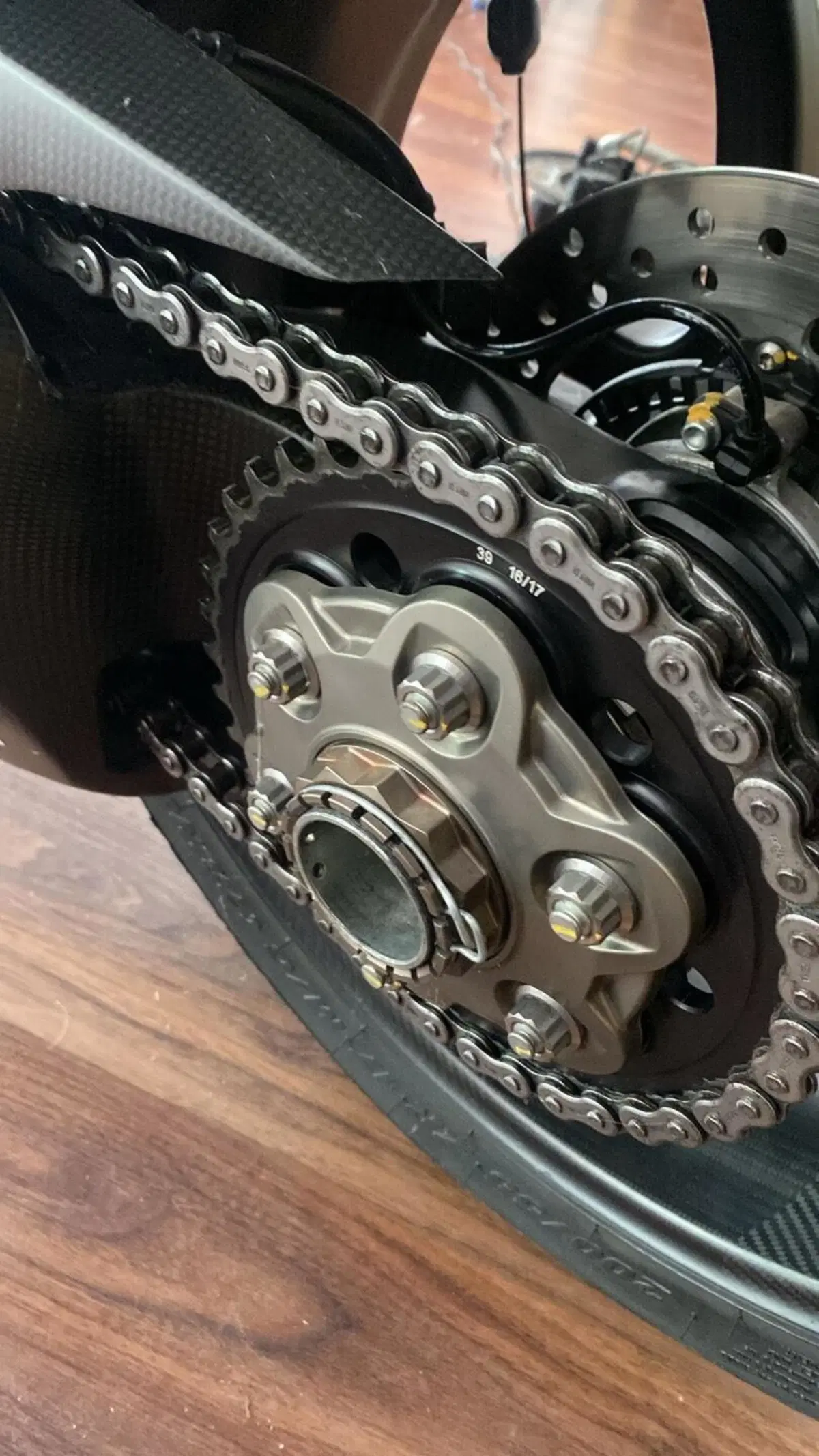 Ducati Superleggera 1299 (2017) (8)