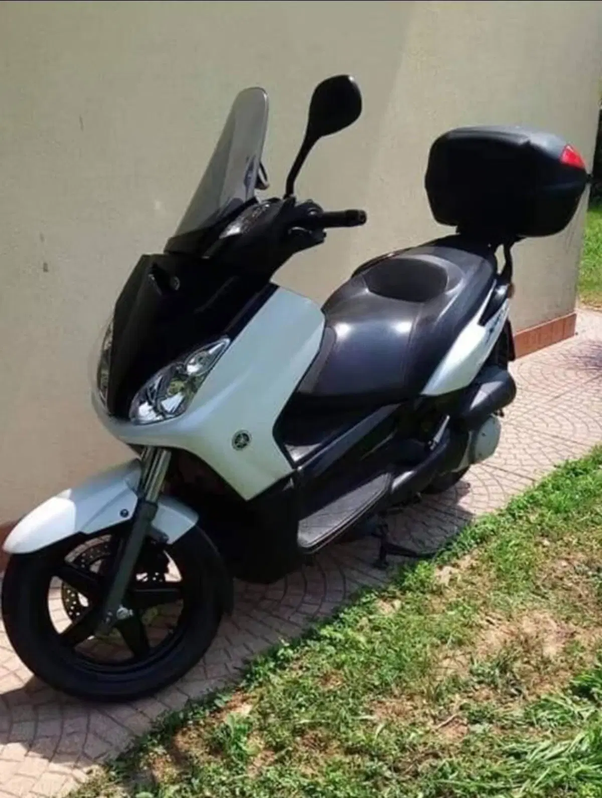 Yamaha X-Max 250 (2007 - 09) (2)