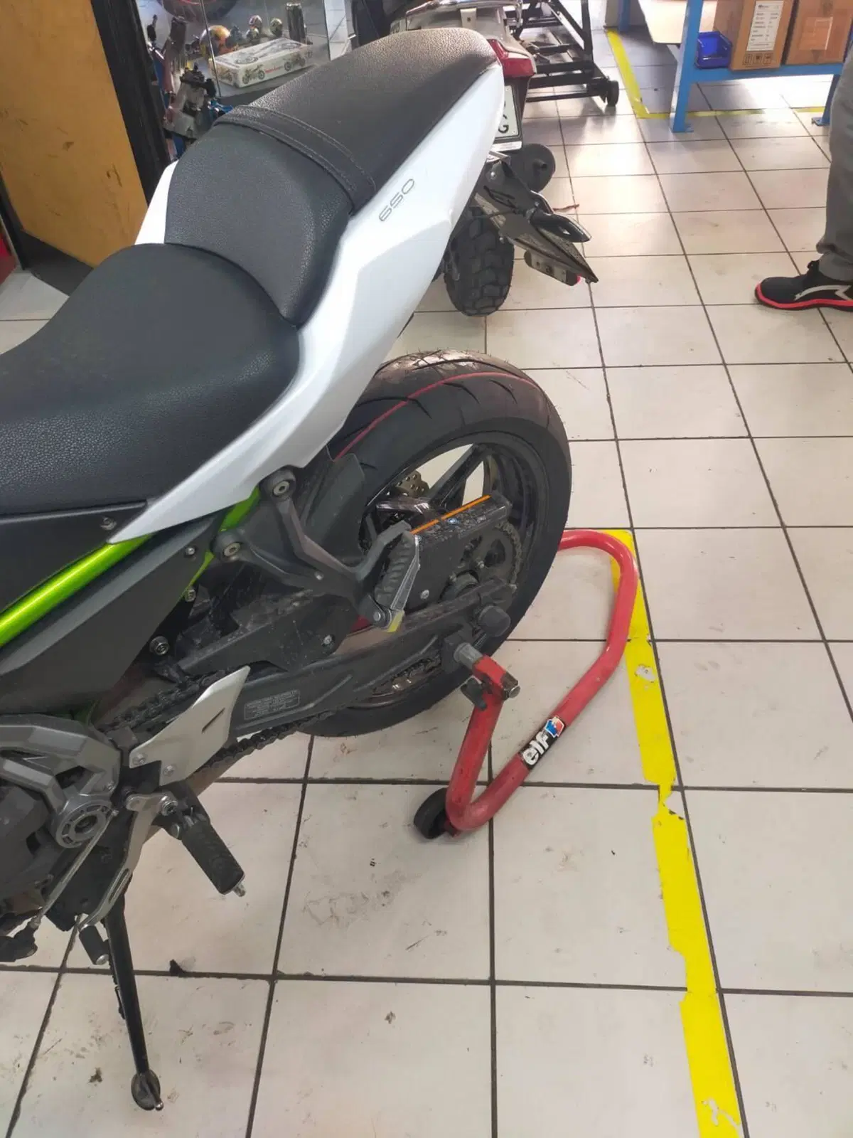 Kawasaki Z 650 (2017 - 19) (5)
