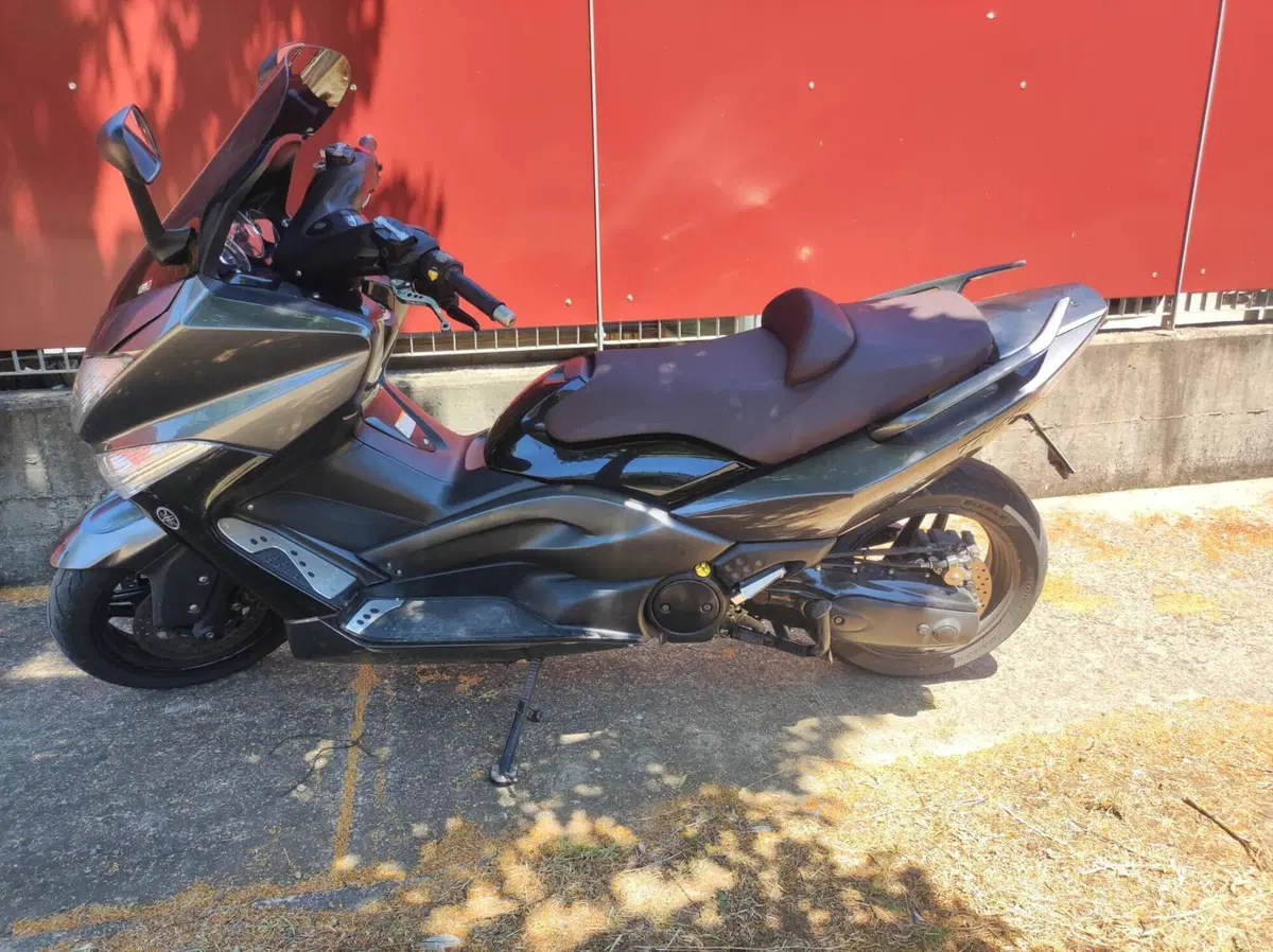 Yamaha T-Max 500 (2008 - 12) (5)