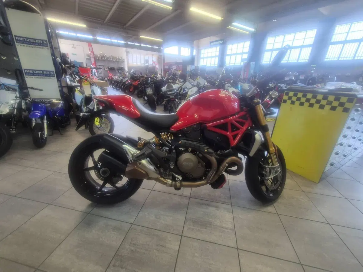 Ducati Monster 1200 S (2014 - 16) (2)