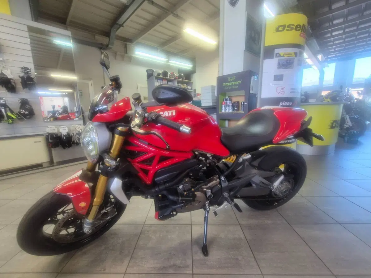 Ducati Monster 1200 S (2014 - 16) (5)