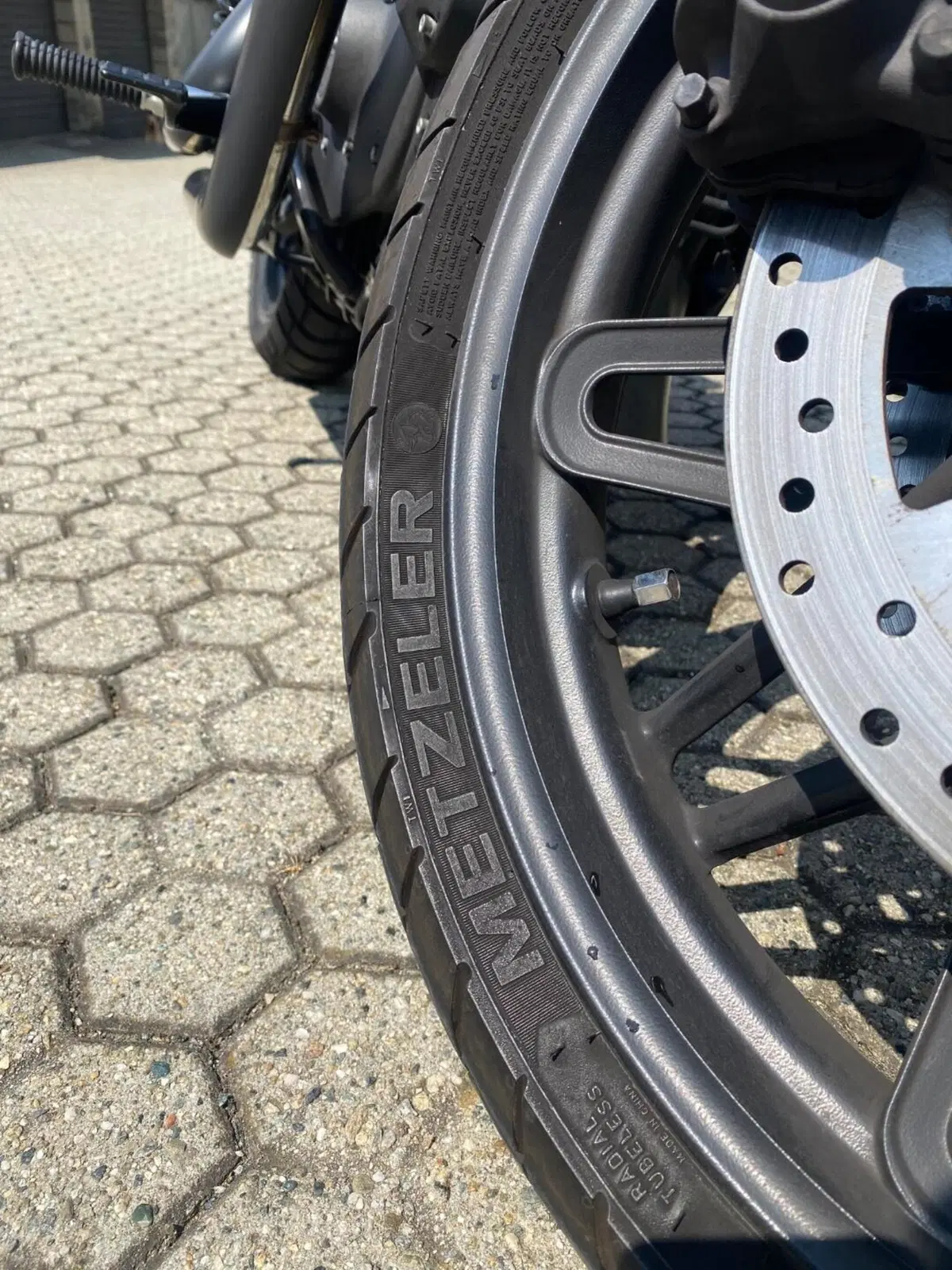 Harley-Davidson 1200 Custom (2018 - 20) - XL1200C (20)