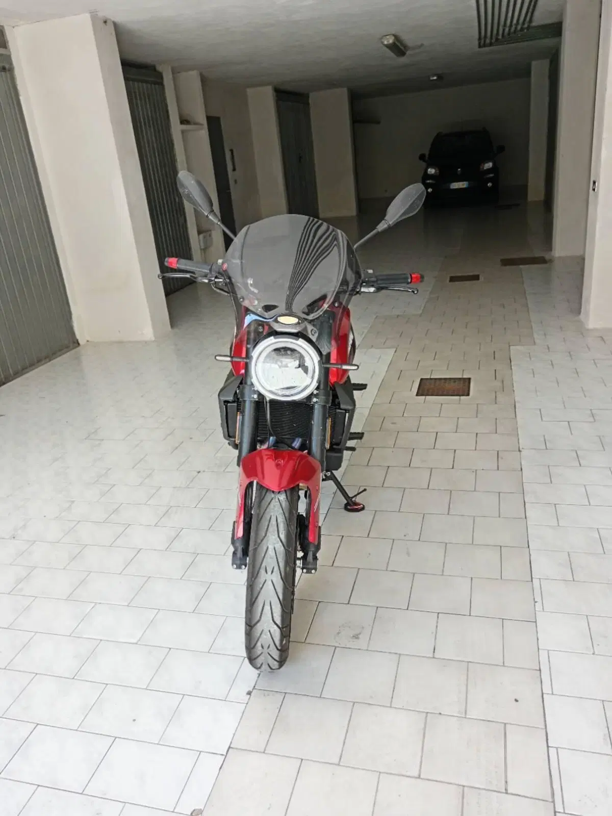 Moto Morini SEIEMMEZZO STR (2022 - 26) (2)
