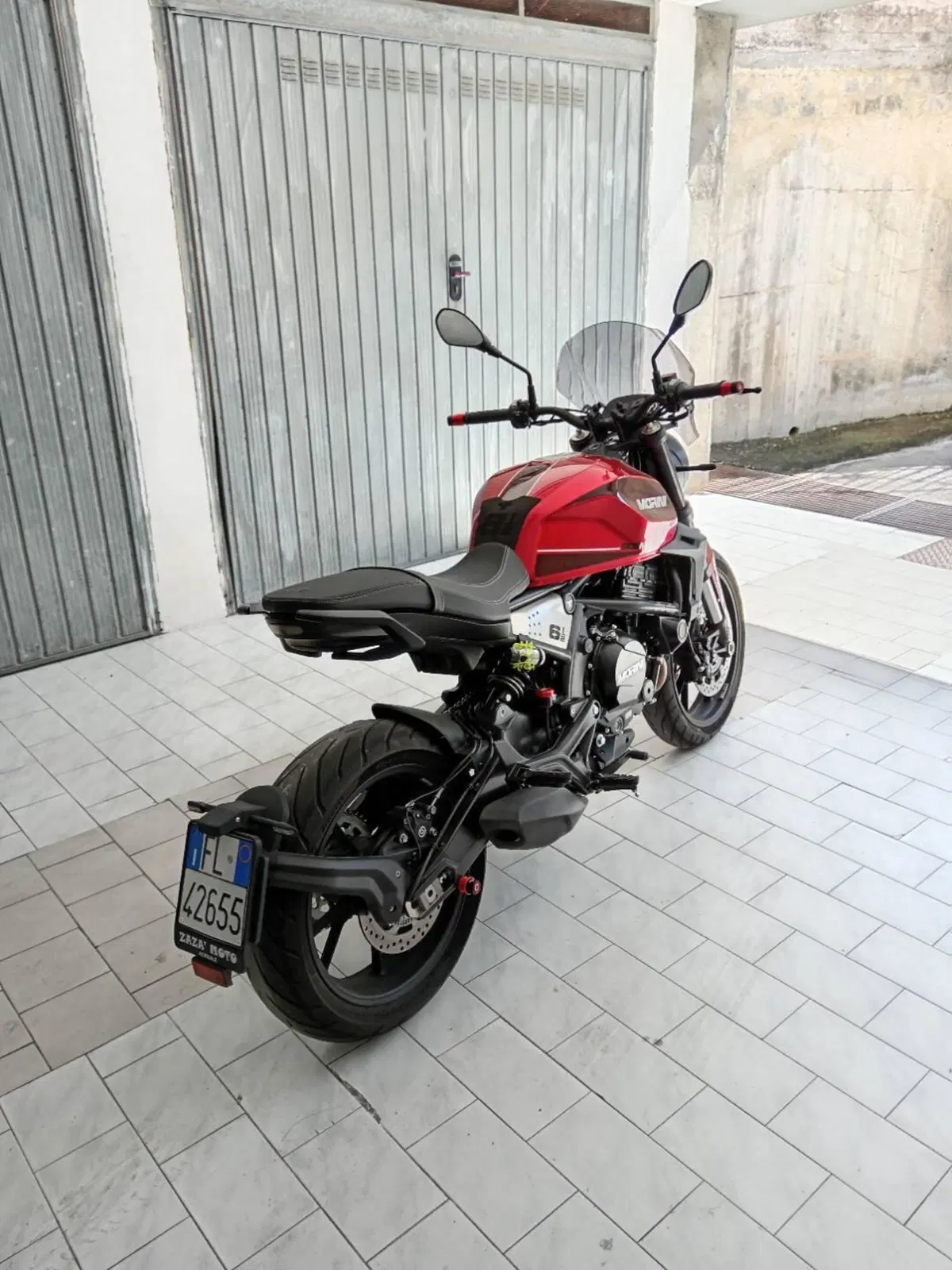 Moto Morini SEIEMMEZZO STR (2022 - 26) (6)
