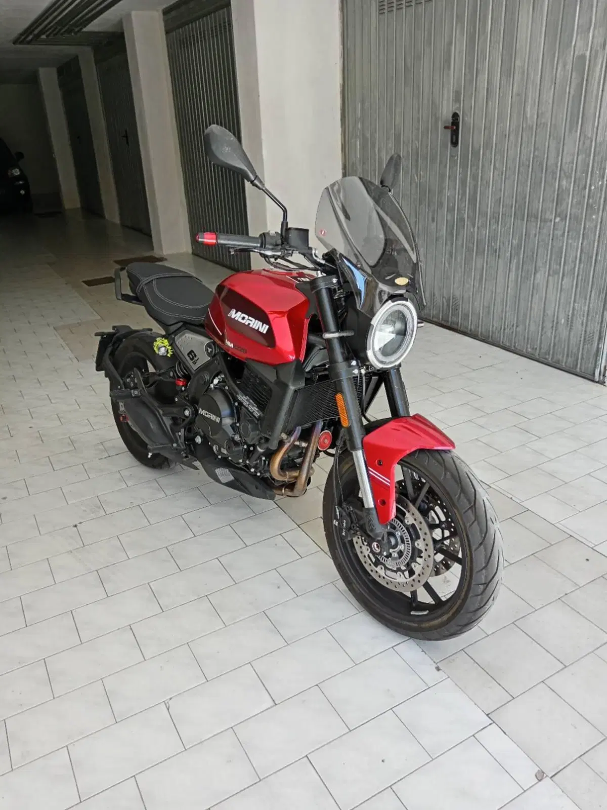 Moto Morini SEIEMMEZZO STR (2022 - 26) (7)