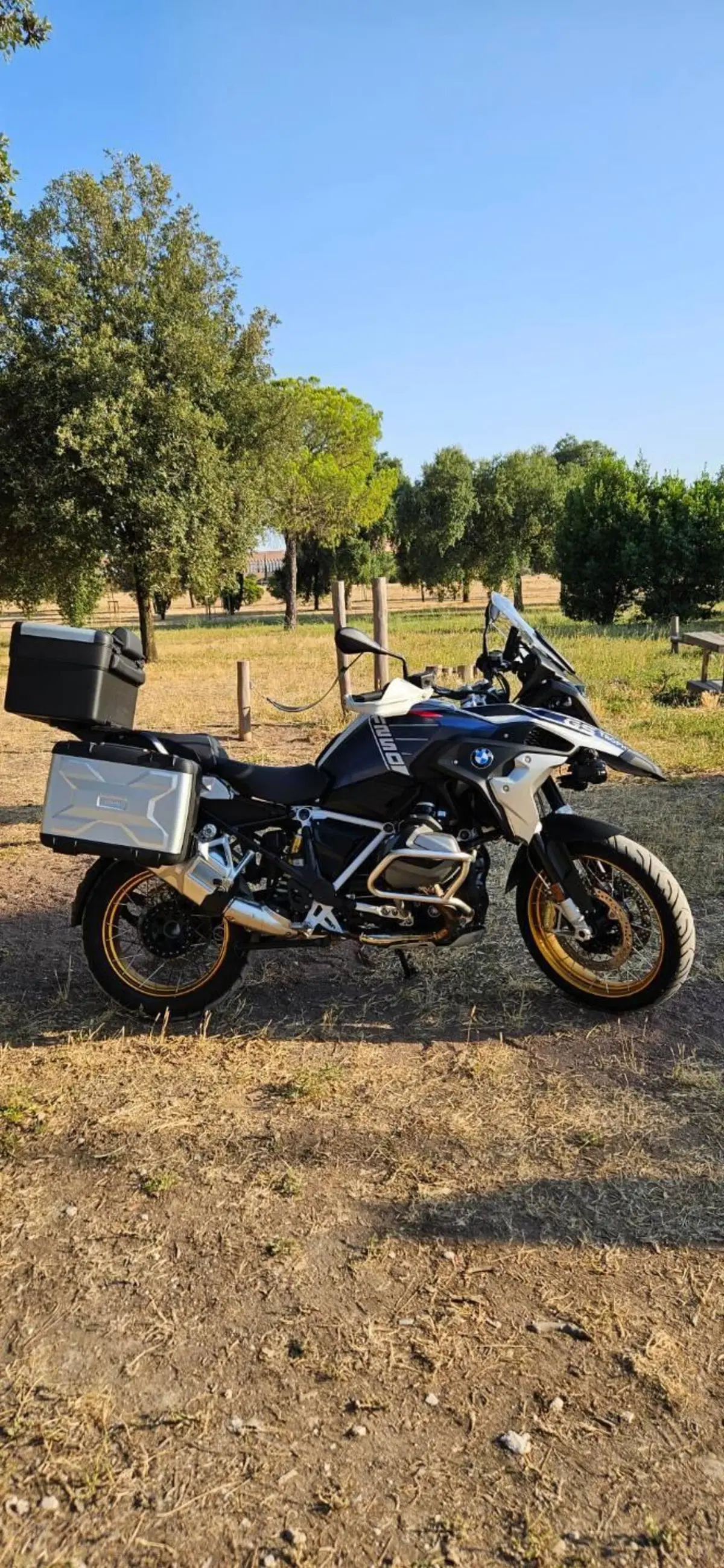 Bmw R 1250 GS (2021 - 24) (2)
