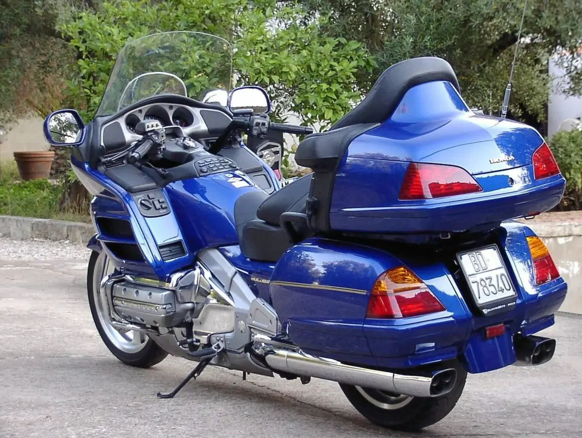 Honda GL 1800 Gold Wing (2000 - 05)