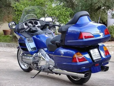 Honda GL 1800 Gold Wing (2000 - 05) usata