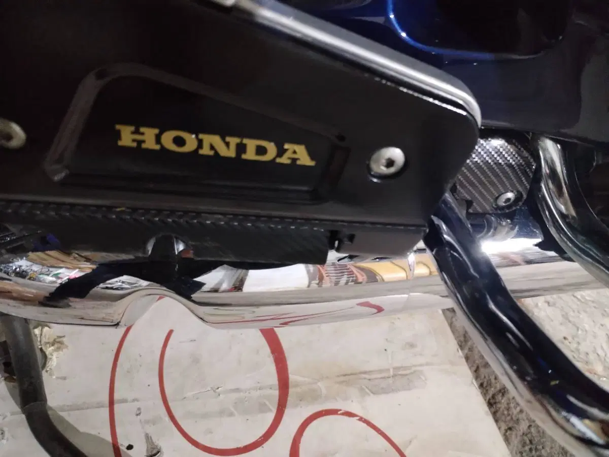 Honda GL 1800 Gold Wing (2000 - 05) (5)
