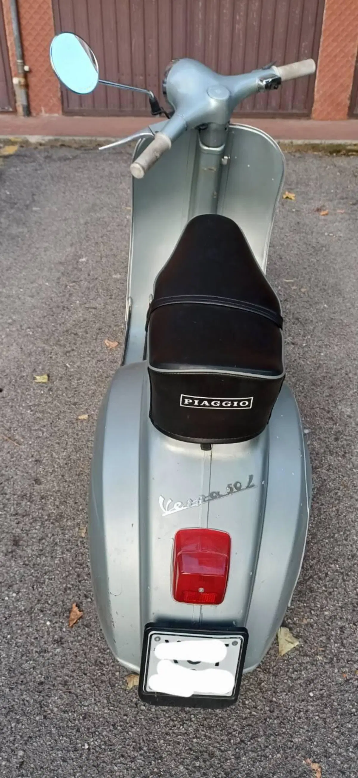 Vespa 50 Lusso (10)