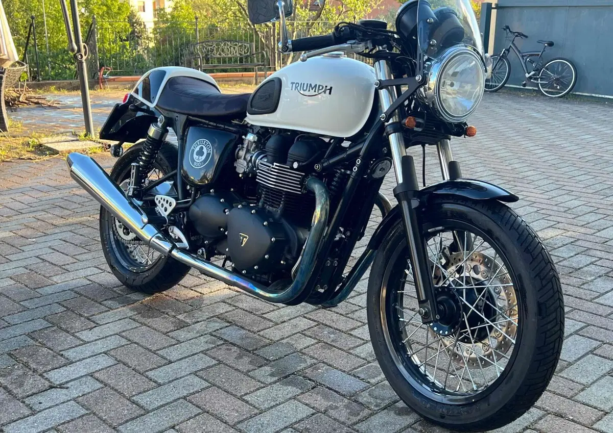 Triumph Thruxton 900 ACE (2014 - 15)