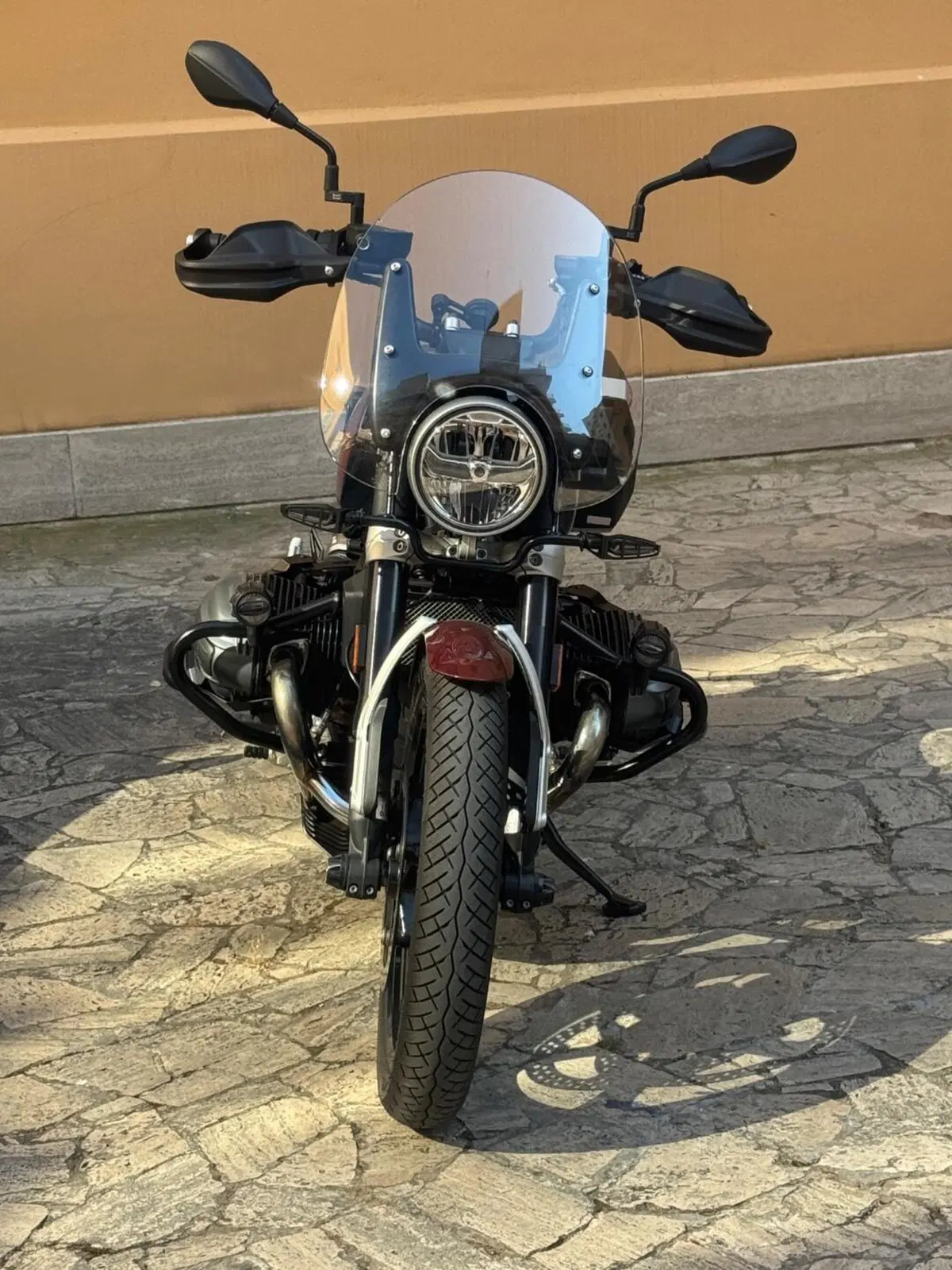 Bmw R 12 (2024 - 26) (2)