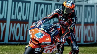 MotoGP 2026. GP di Germania. Moto2: Ivan Ortola vince e resiste a Dani Holgado. Gara solida di Luca Lunetta, 10&deg;, caduto Celestino Vietti [CLASSIFICA]