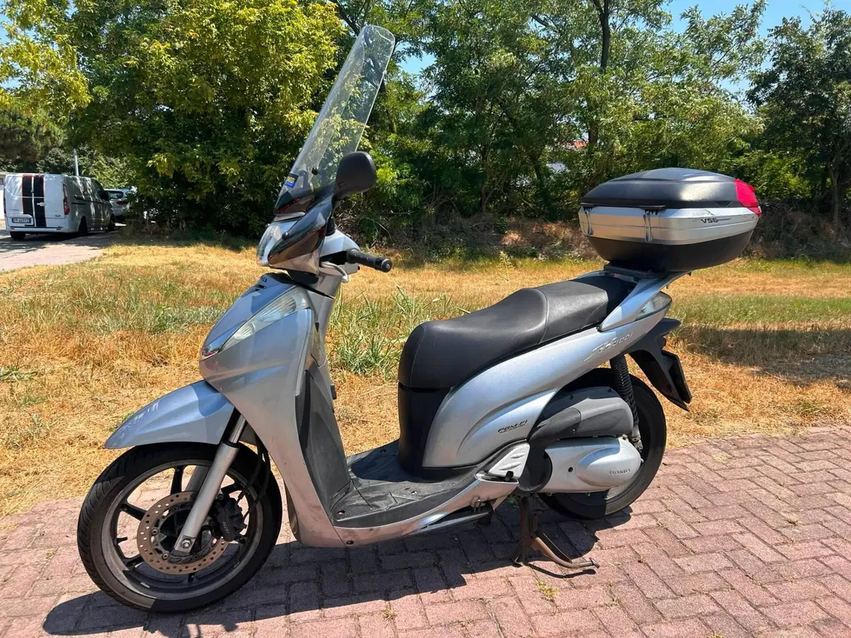 Honda SH 300 i (2006 - 10) (8)