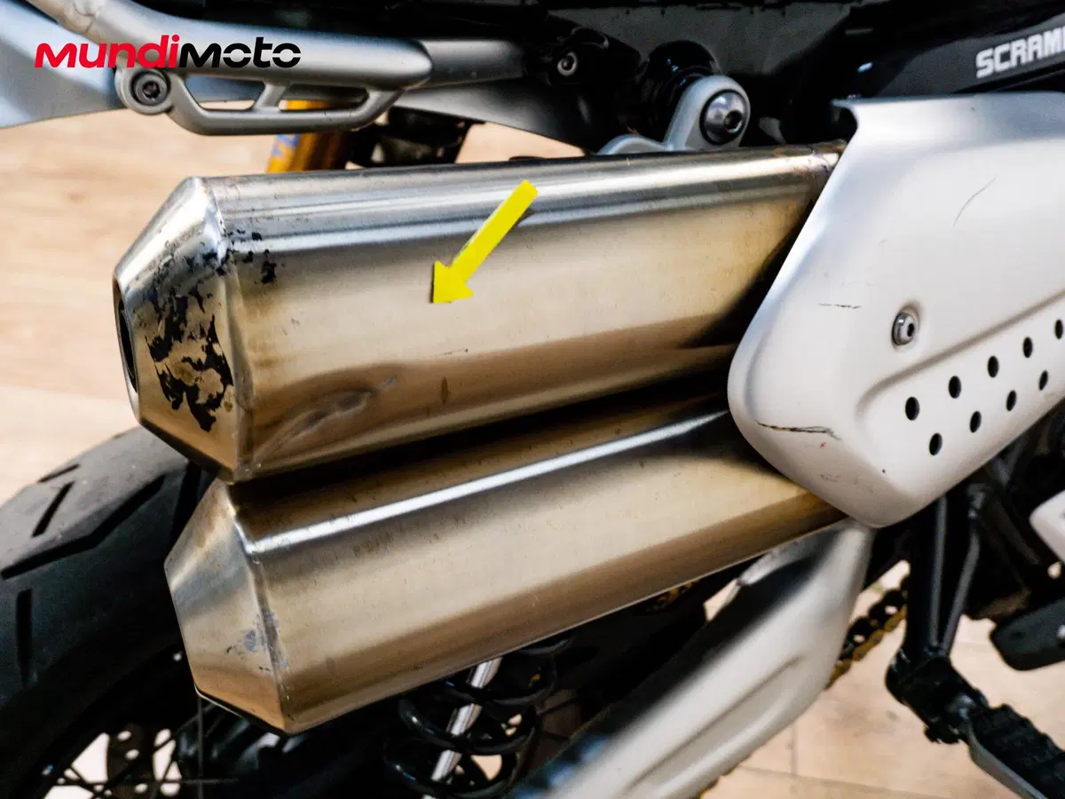 Triumph Scrambler 1200 XE Gold Line Edition (2021 - 22) (13)