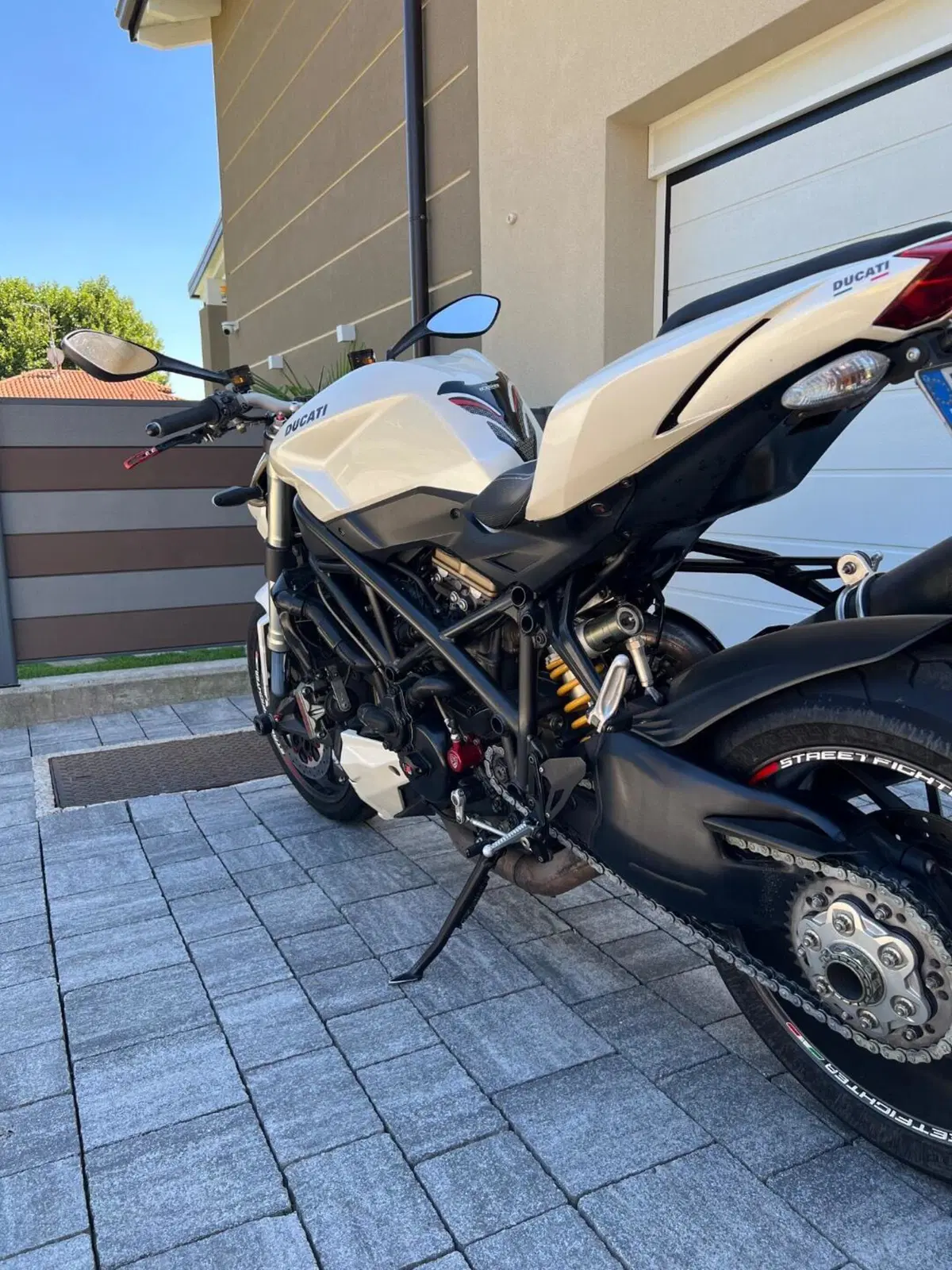 Ducati Streetfighter (2009 - 12) (7)