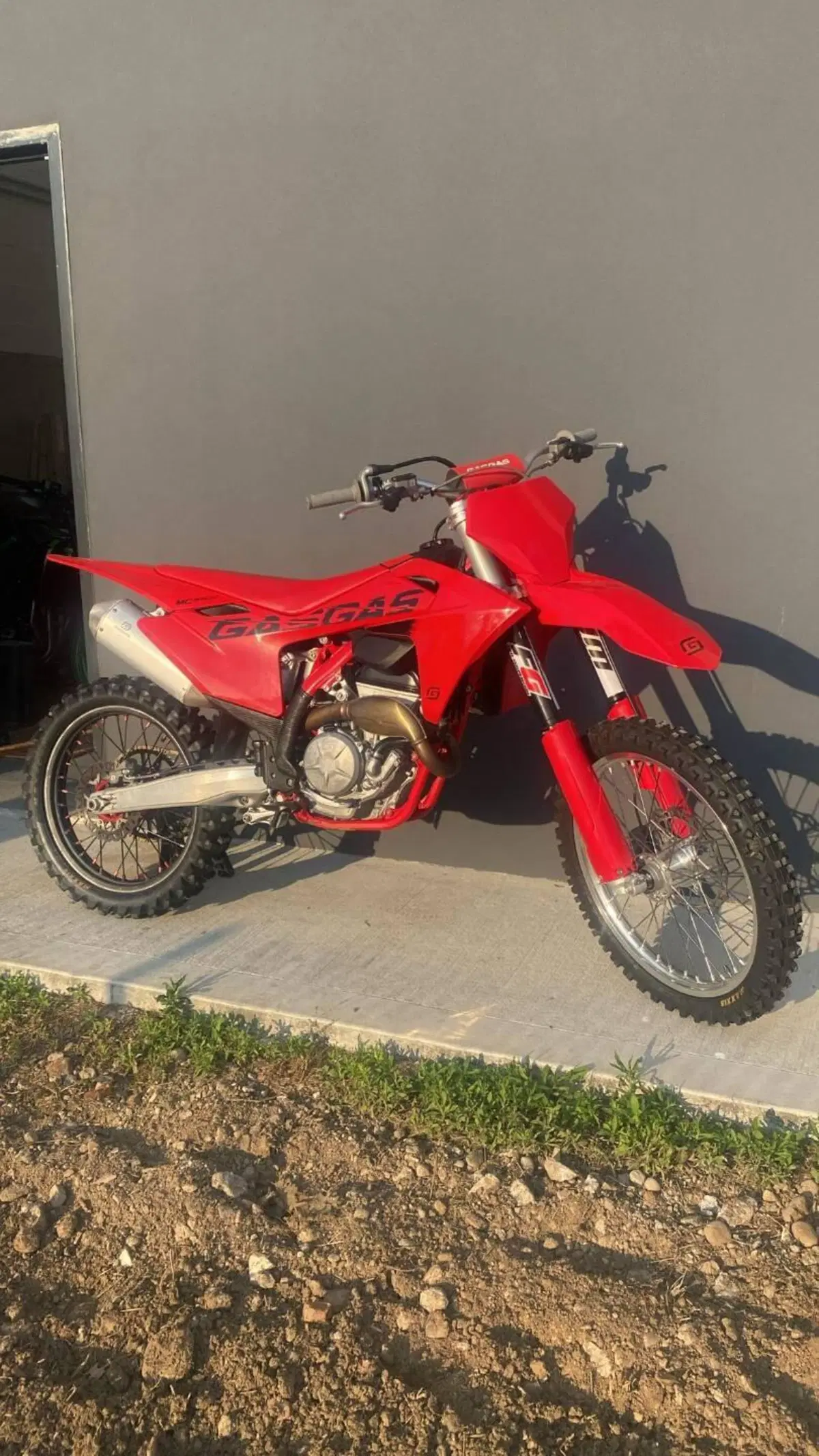 GASGAS MC 250 F (2025) (2)