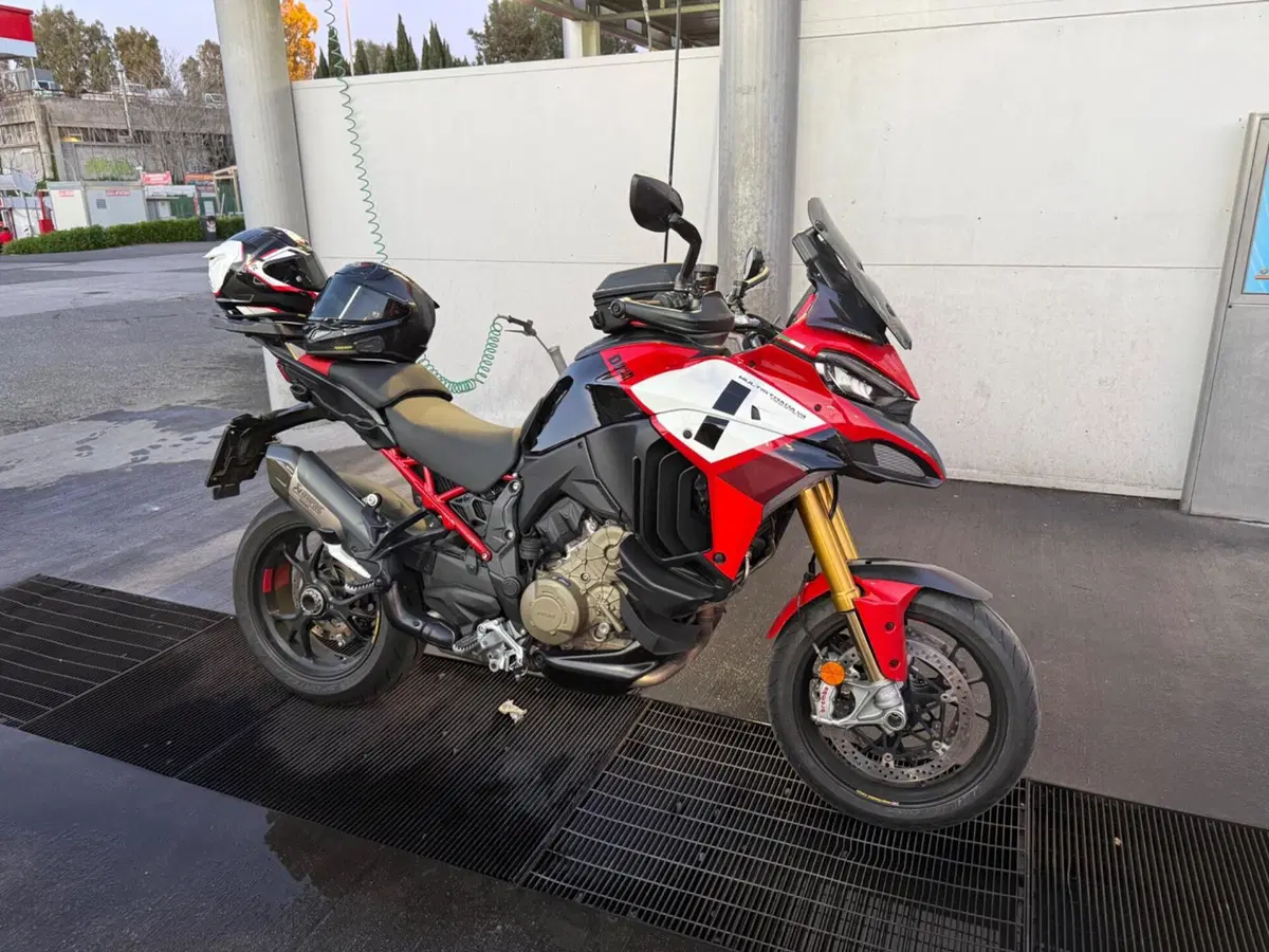 Ducati Multistrada V4 Pikes Peak (2021 - 24) (6)