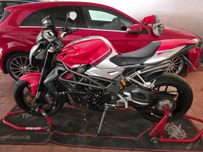MV Agusta Brutale 1090 RR (2009 - 15) usata