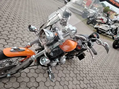 Harley-Davidson 1200 Custom (2007 - 13) - XL 1200C usata