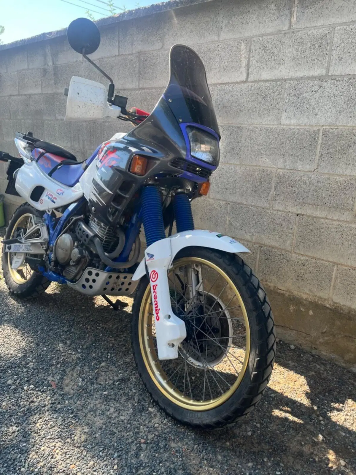 Honda NX 650 Dominator (1988 - 90) (3)