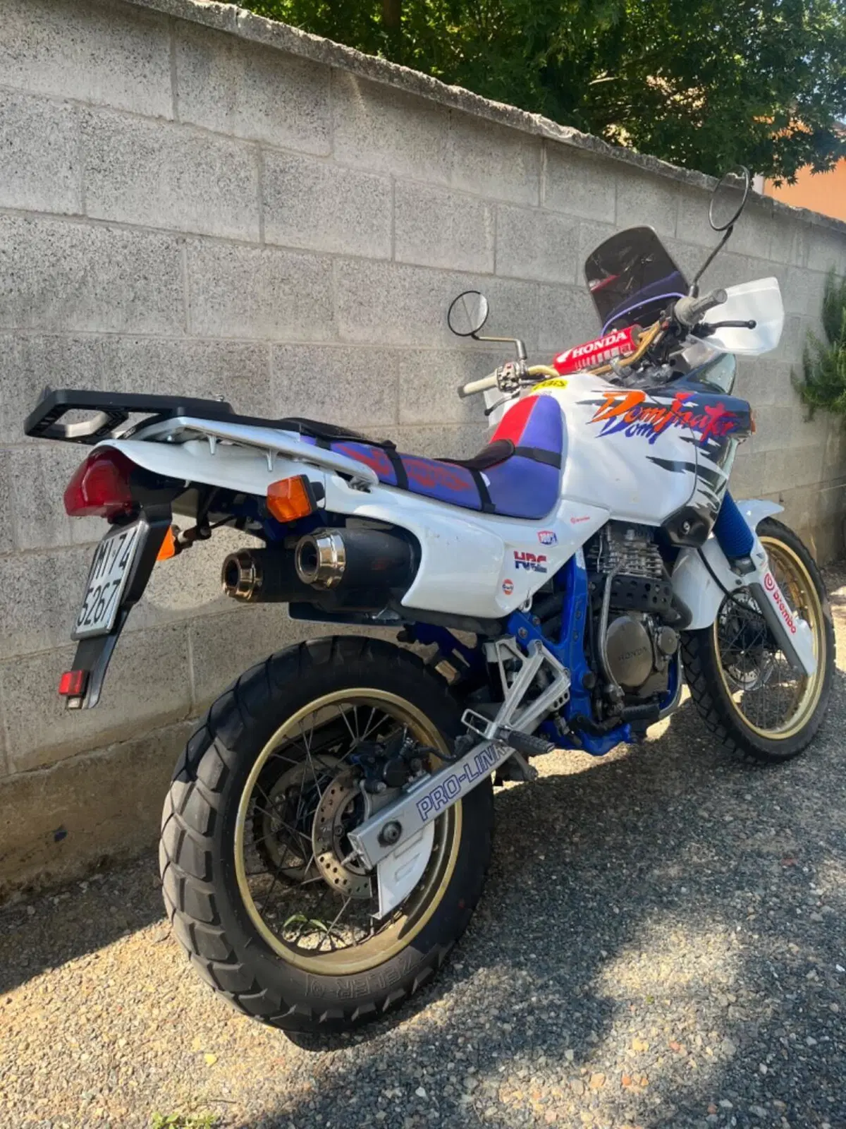 Honda NX 650 Dominator (1988 - 90) (4)