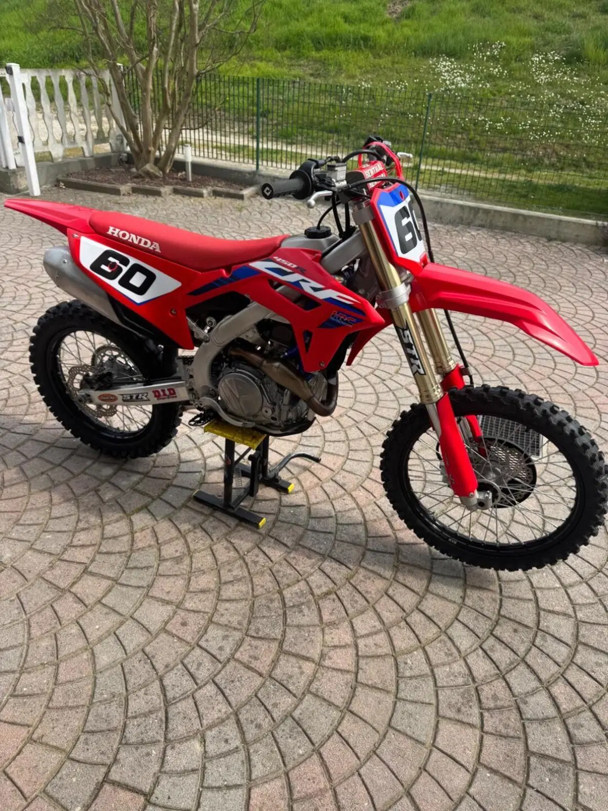 Honda CRF 450R (2024)