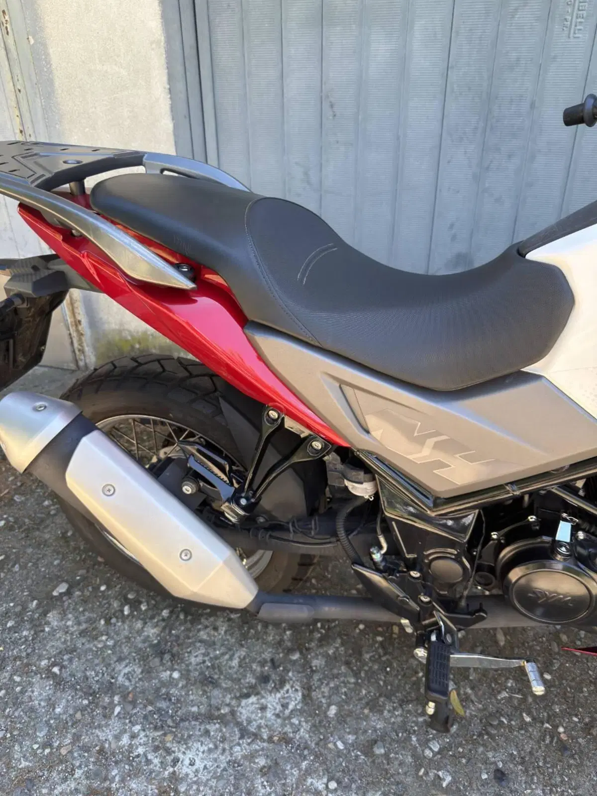 Sym NH Trazer 125 (2021 - 25) (4)