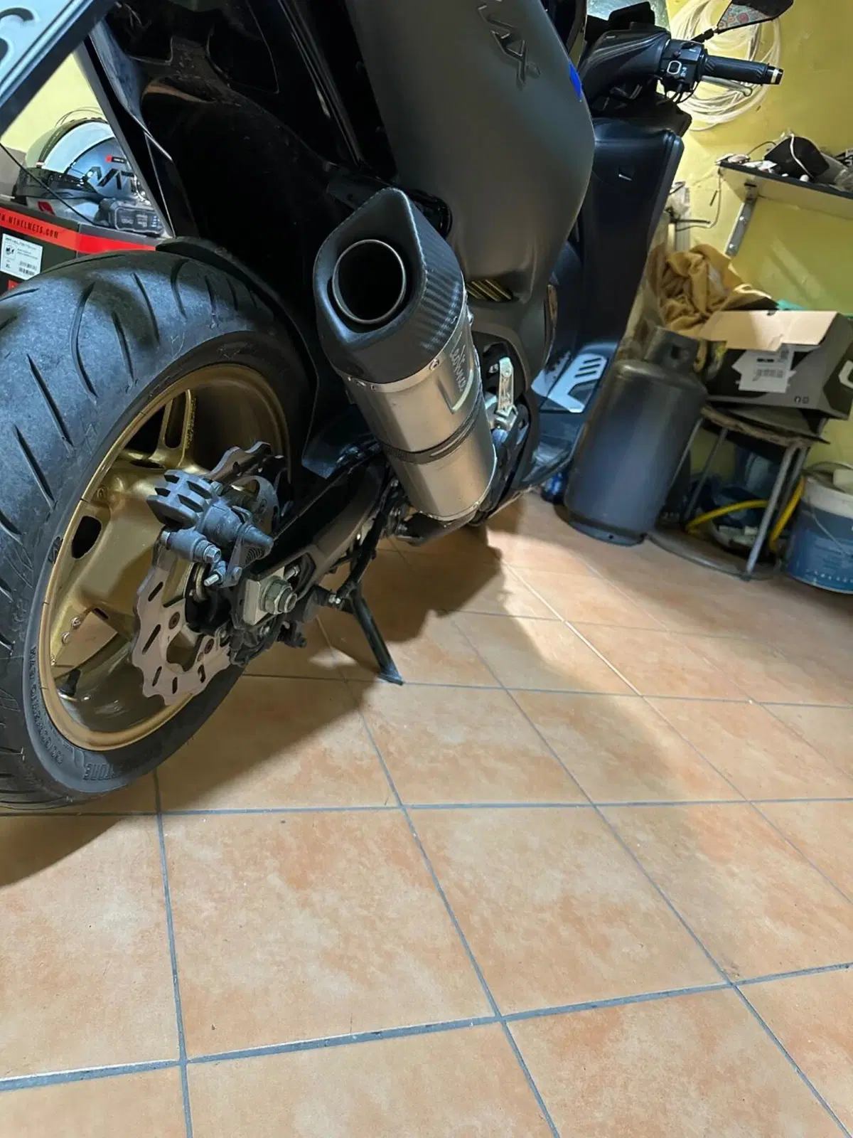 Yamaha T-Max 560 Tech Max (2020) (9)