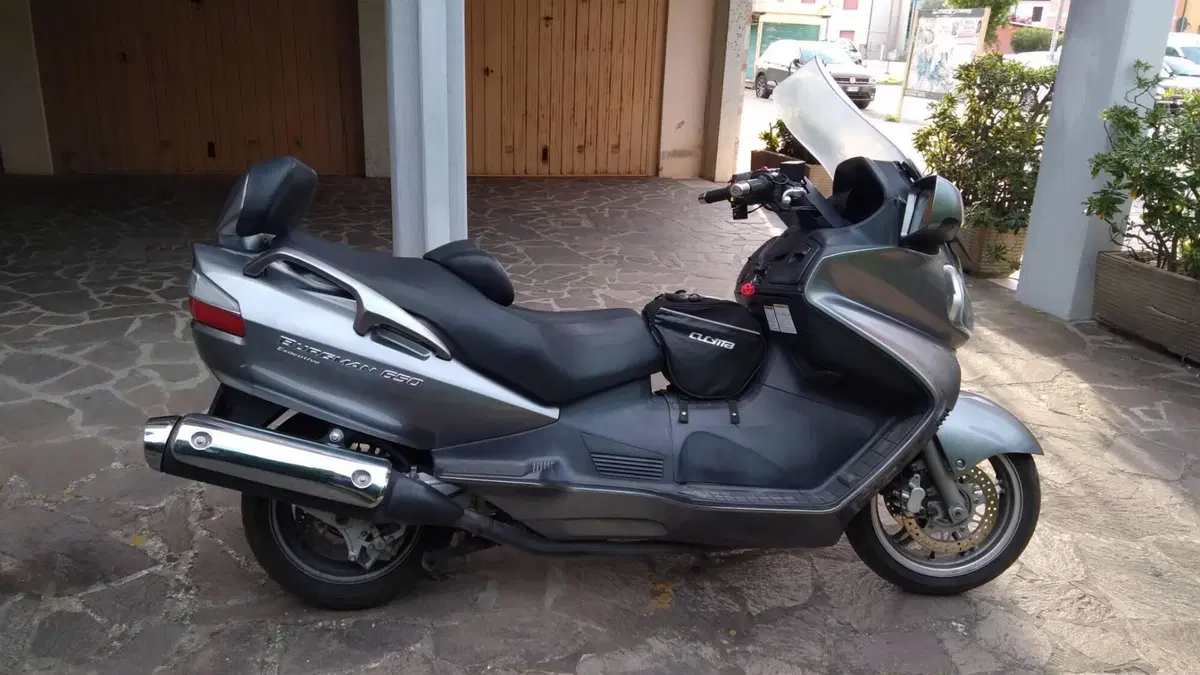 Suzuki Burgman AN 650 Executive ABS (2006 - 12) (2)