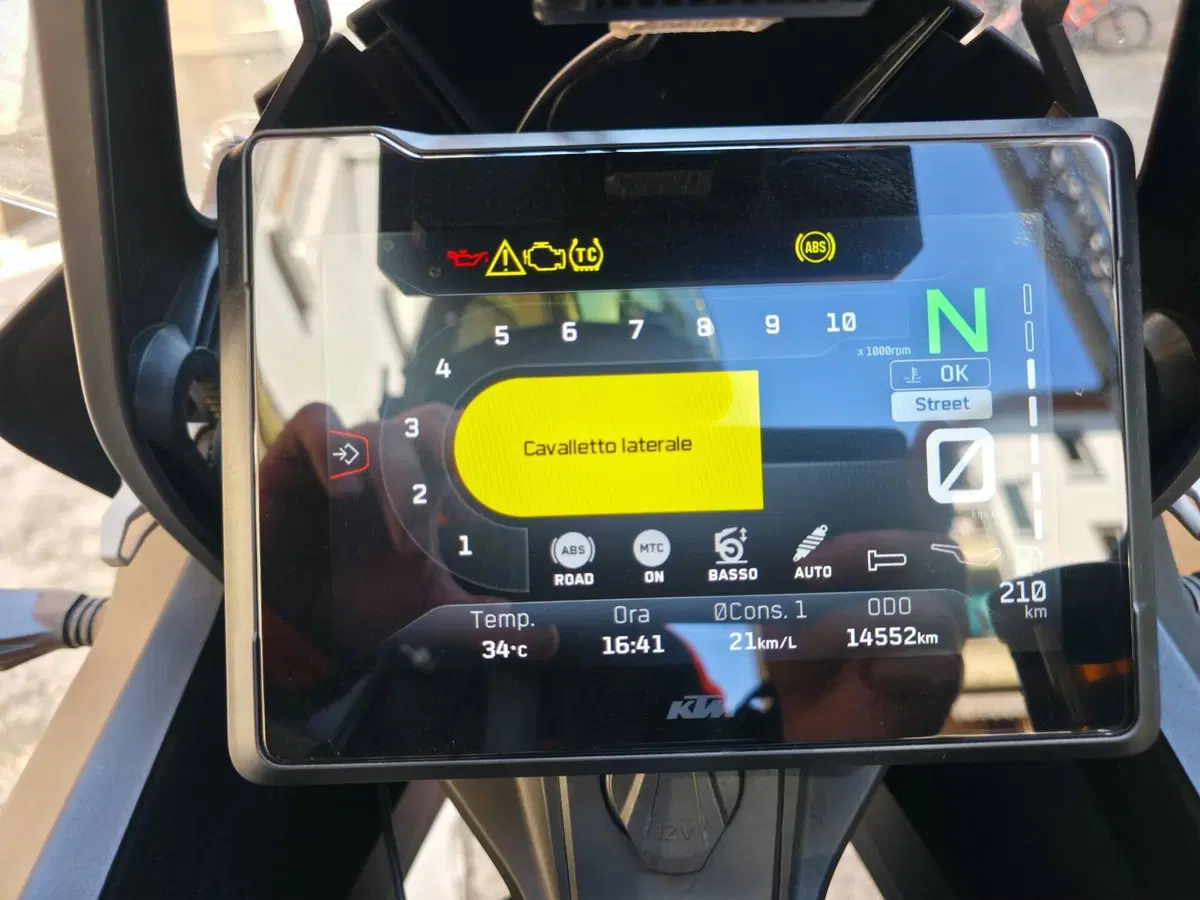 KTM 1290 Super Adventure S (2022 - 25) (8)