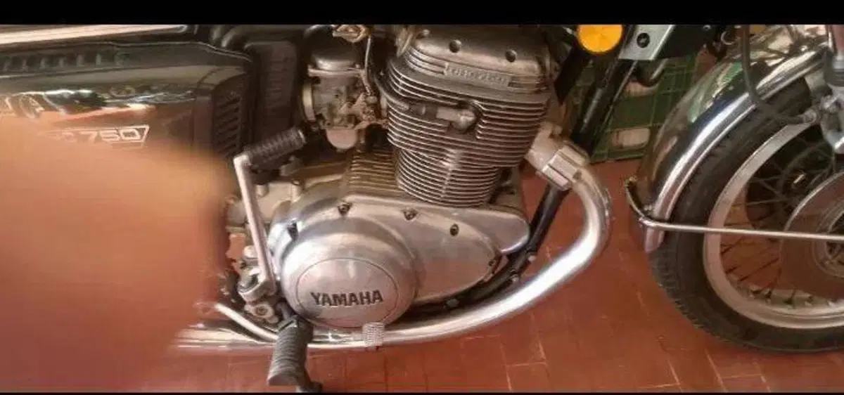 Yamaha TX750 (5)