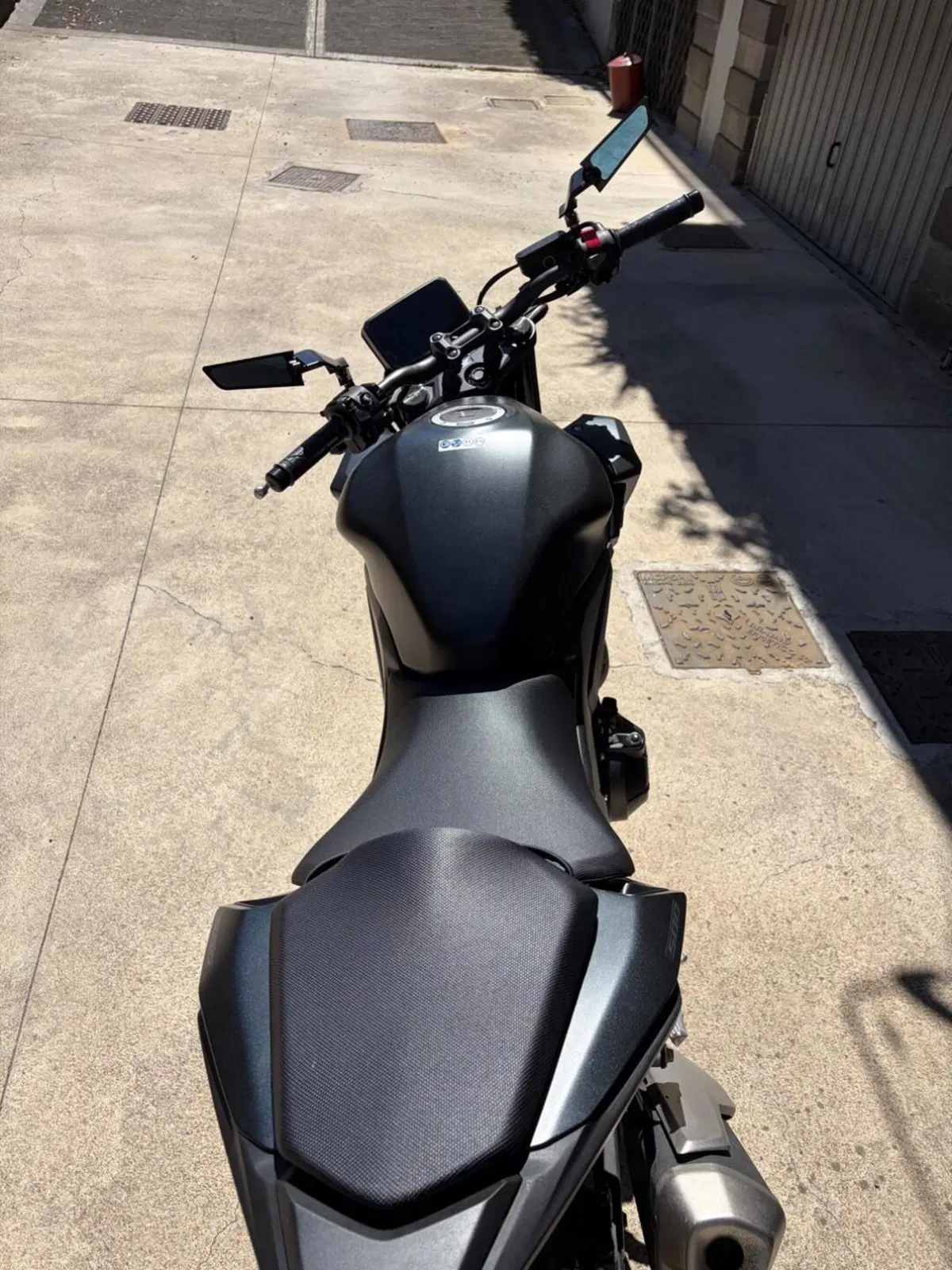 Honda CB 500 Hornet (2024 - 25) (4)