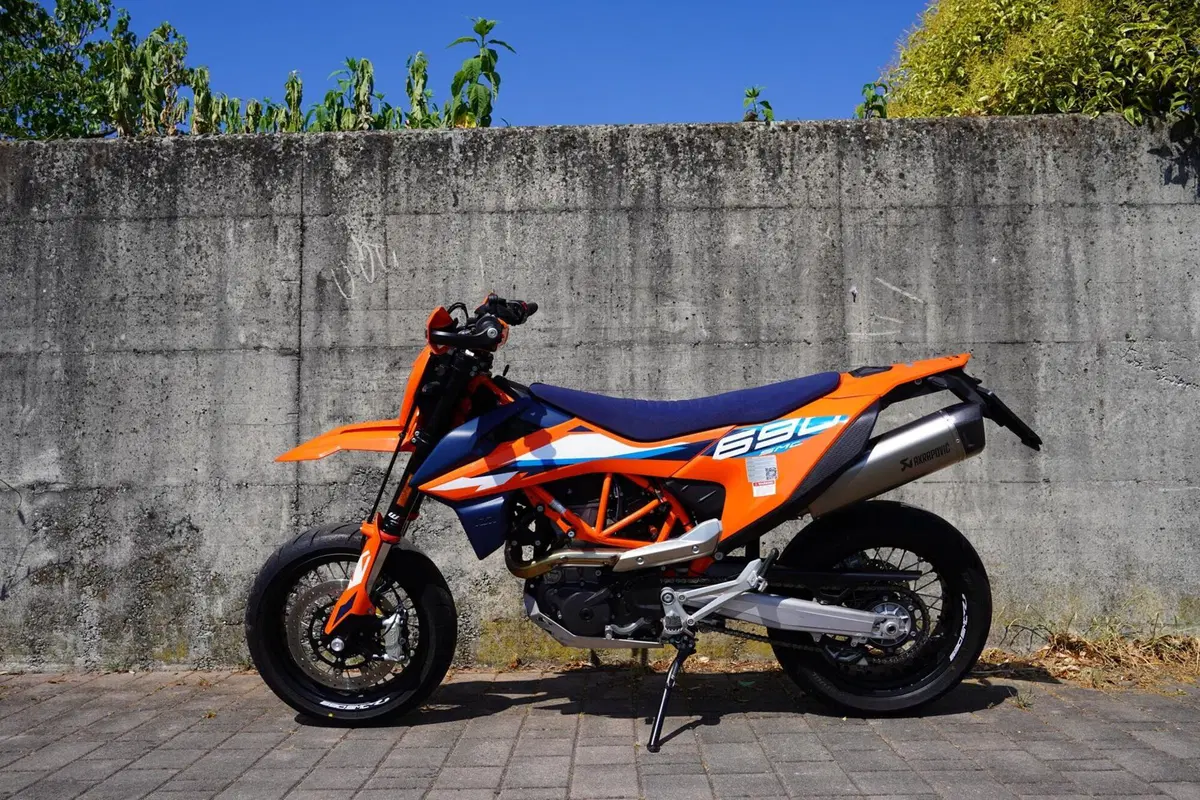 KTM 690 SMC R (2023 - 25) (3)