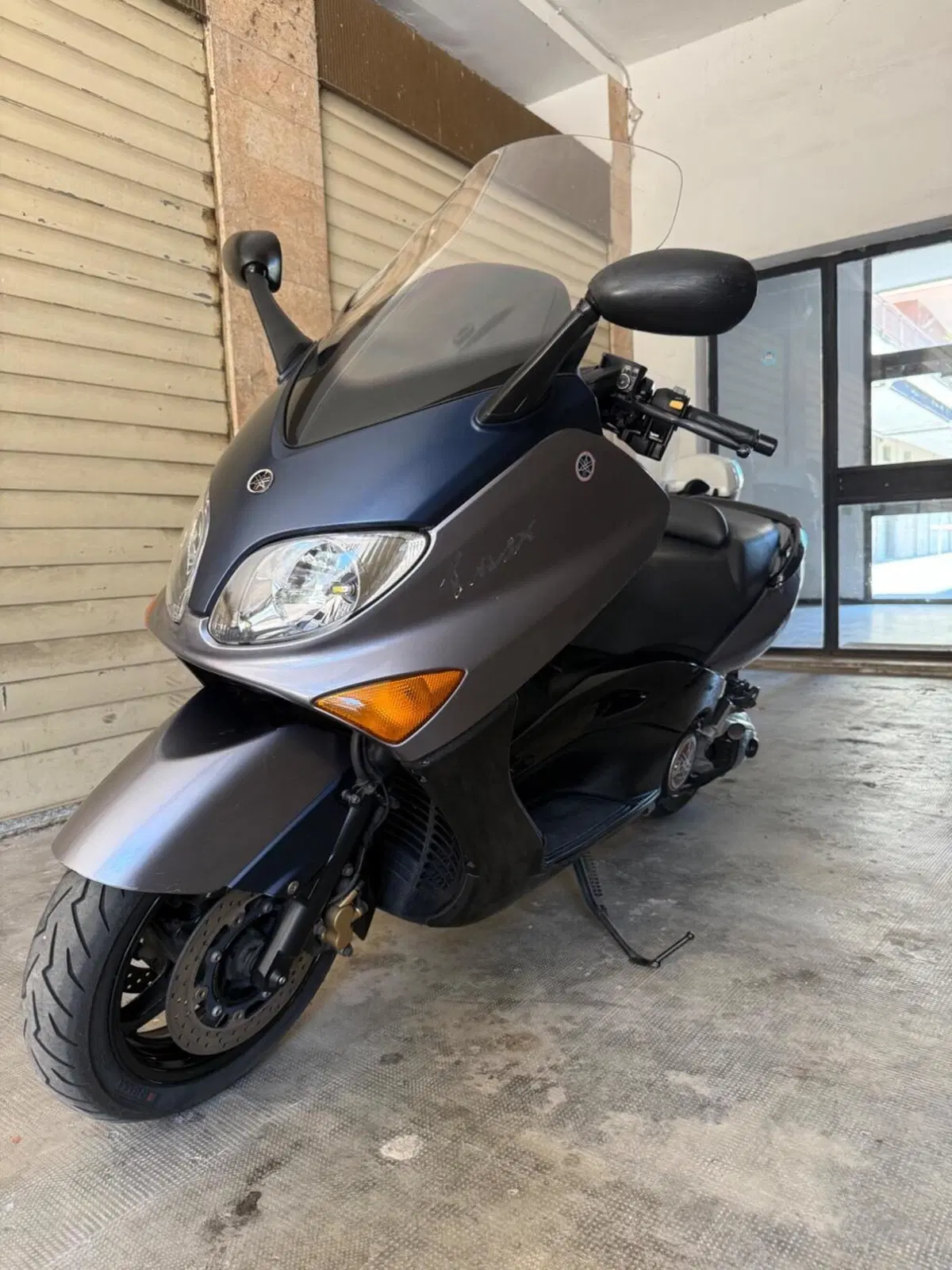 Yamaha T-Max 500 (2004 - 07) (2)