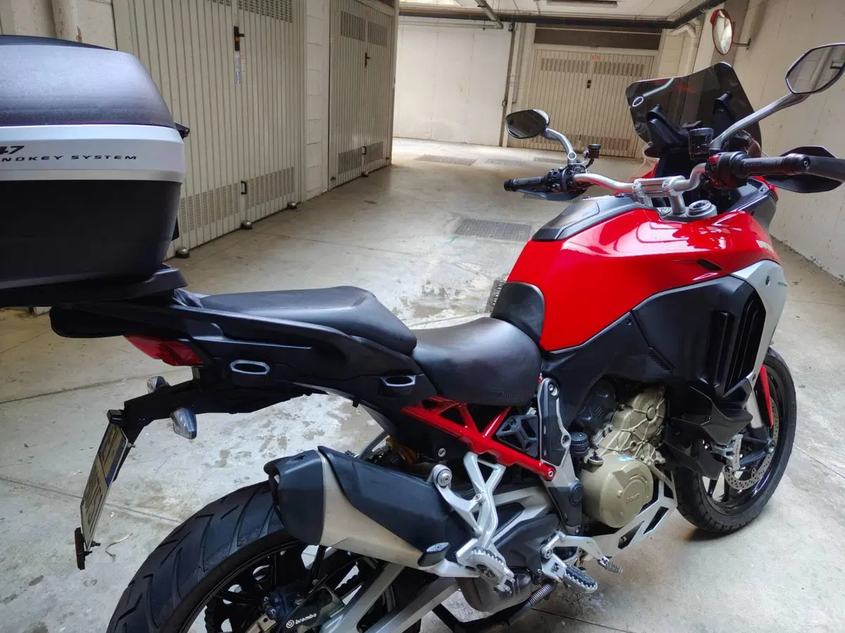 Ducati Multistrada V4 S (2021 - 24) (4)